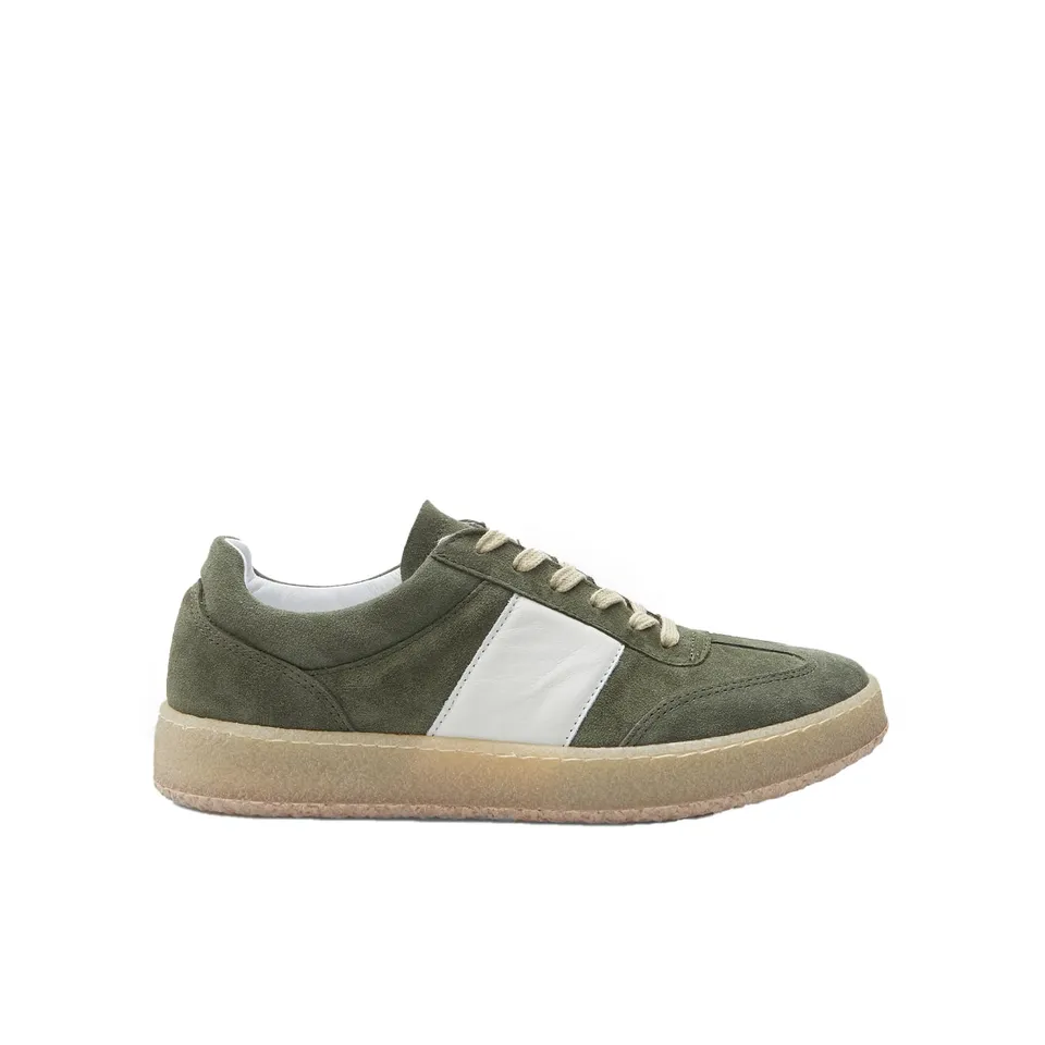 Bata Sneakers Homme en Daim Vertes en Cuir