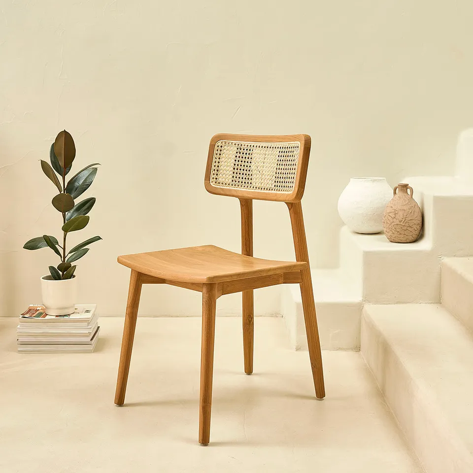 Berah Getah Sixtine chaise teck massif cannage naturel
