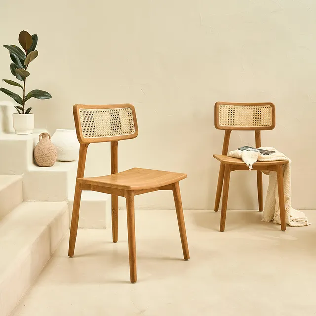 Berah Getah Sixtine lot 2 chaises teck cannage