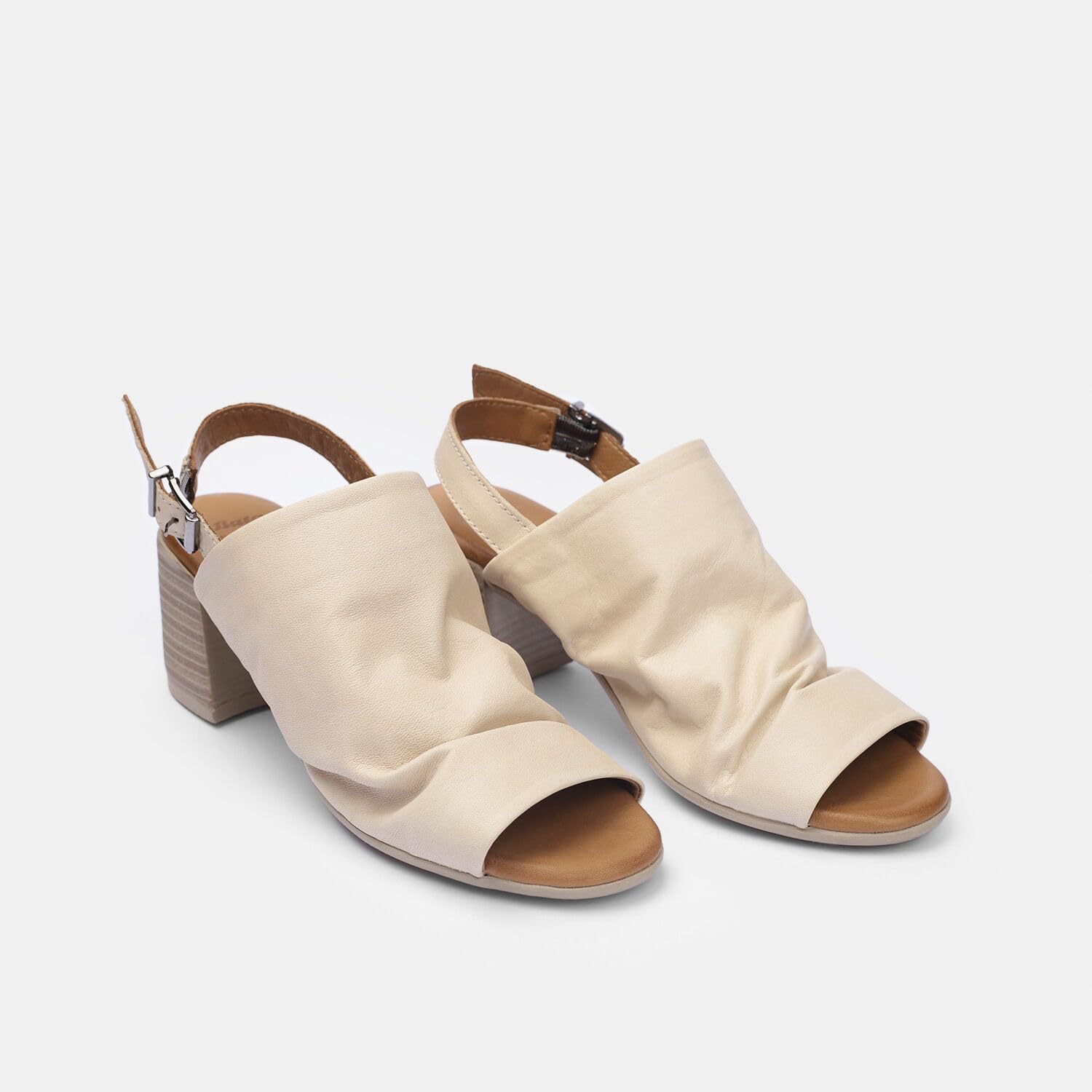 Bata Sandales cuir femme sandales à talon ville