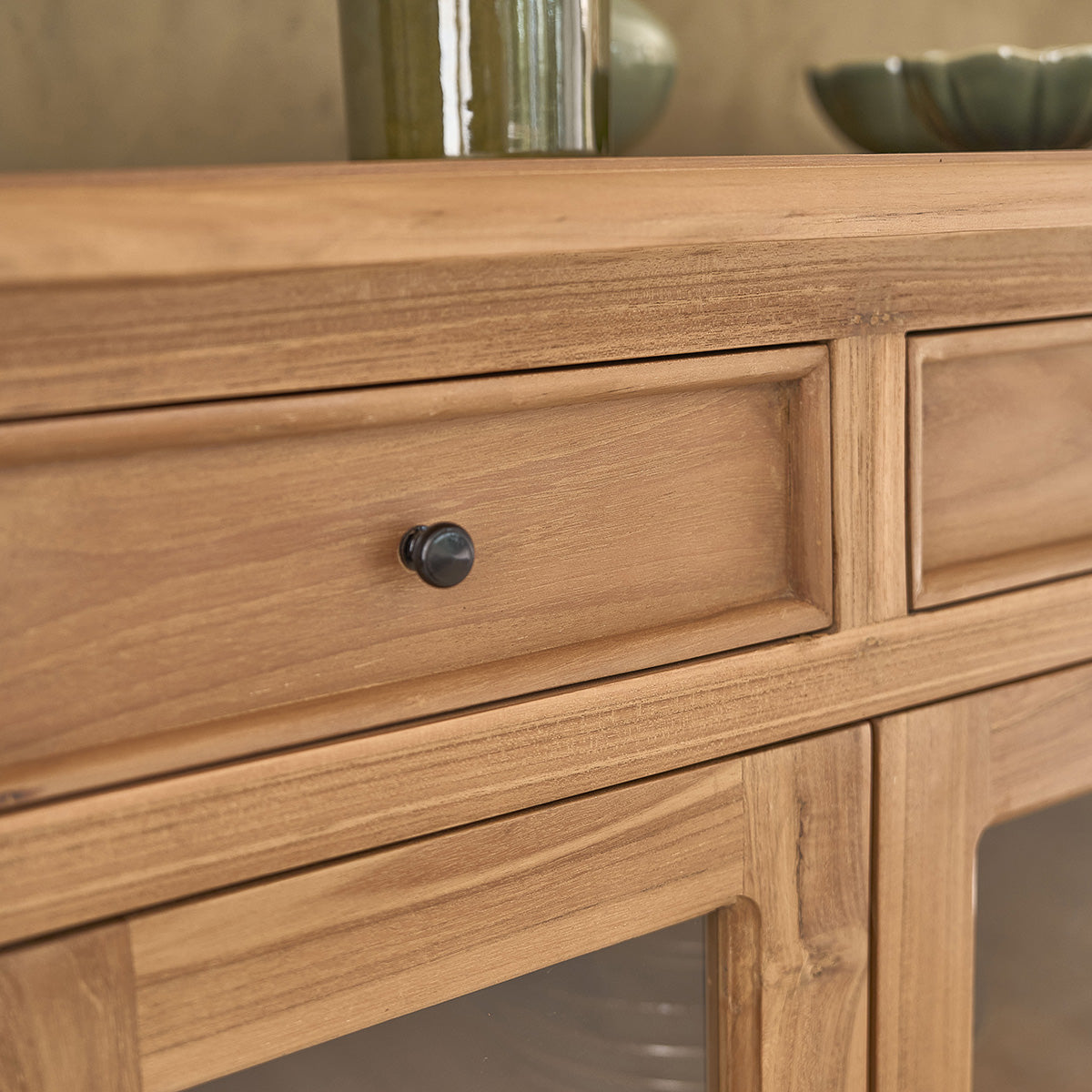 Berah Getah Domaine buffet teck 160 cm portes vitrées