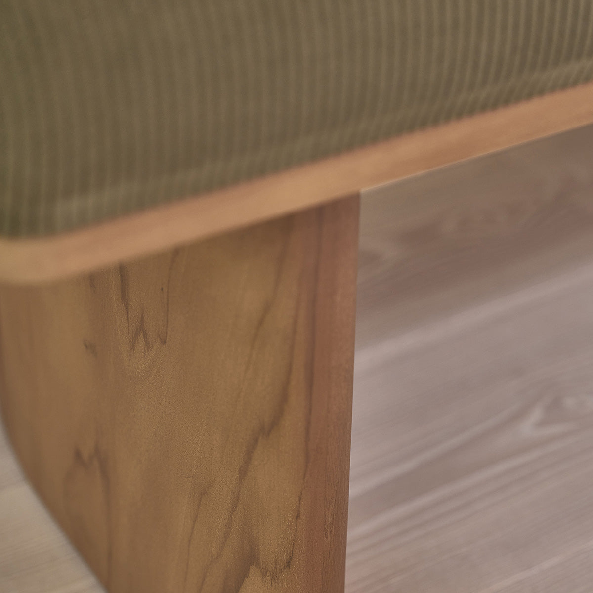 Berah Getah Ambre banc teck 100 cm velours vert
