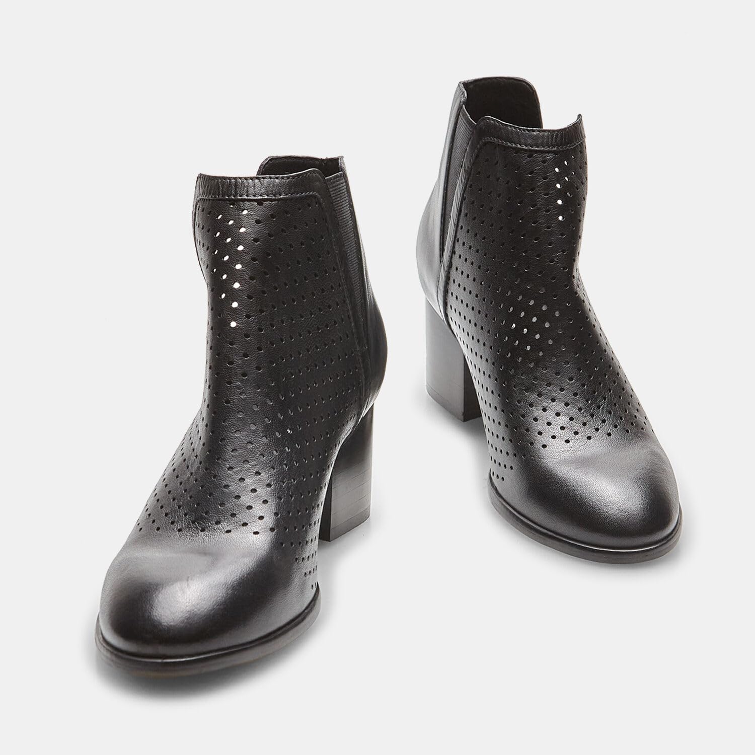 Bata Bottines cuir ajouré talons femme noir 36