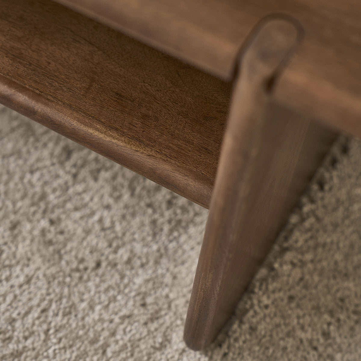Berah Getah Sofia table basse 120 cm en manguier massif