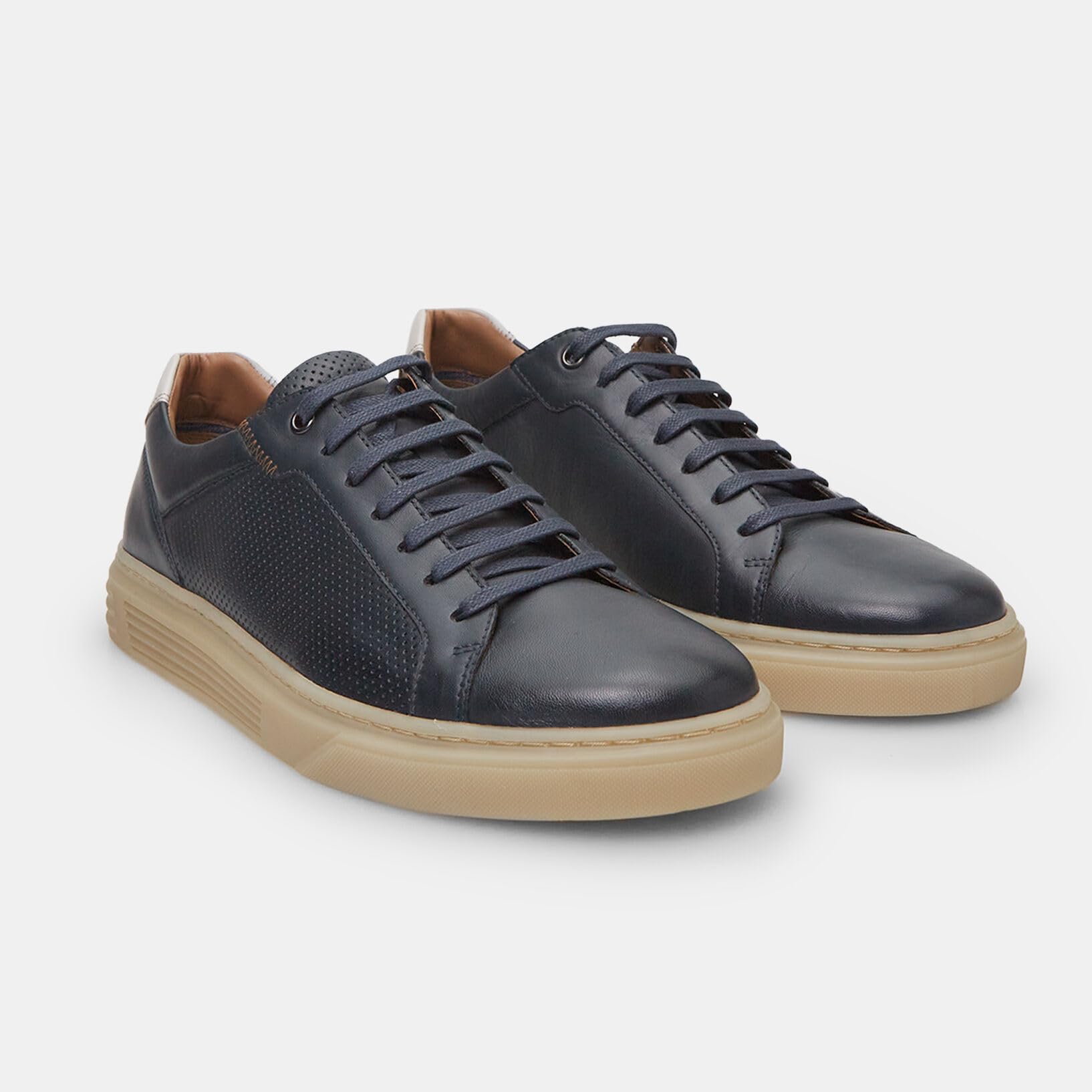 Bata Sneakers baskets cuir homme ville