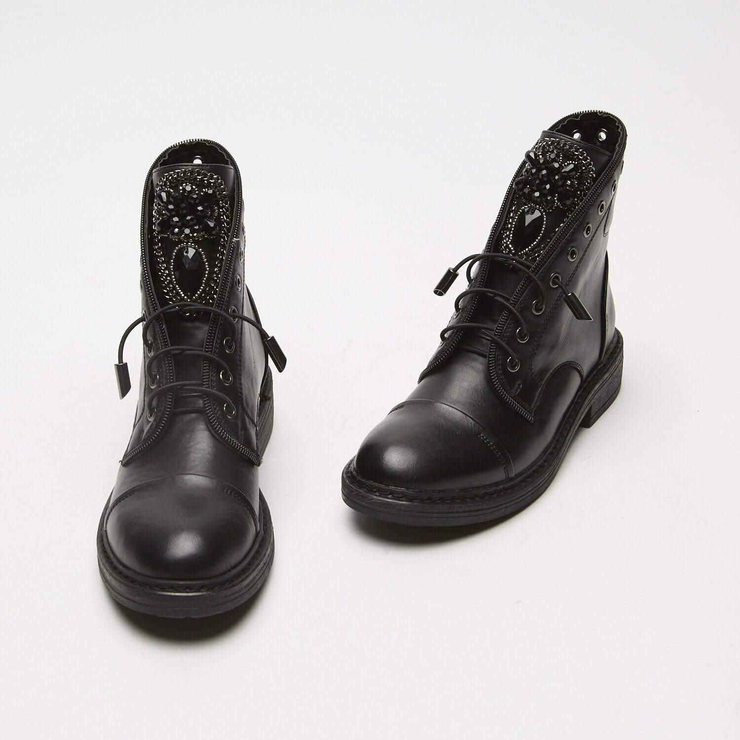 Bata Bottes combat femme clous rangers ville
