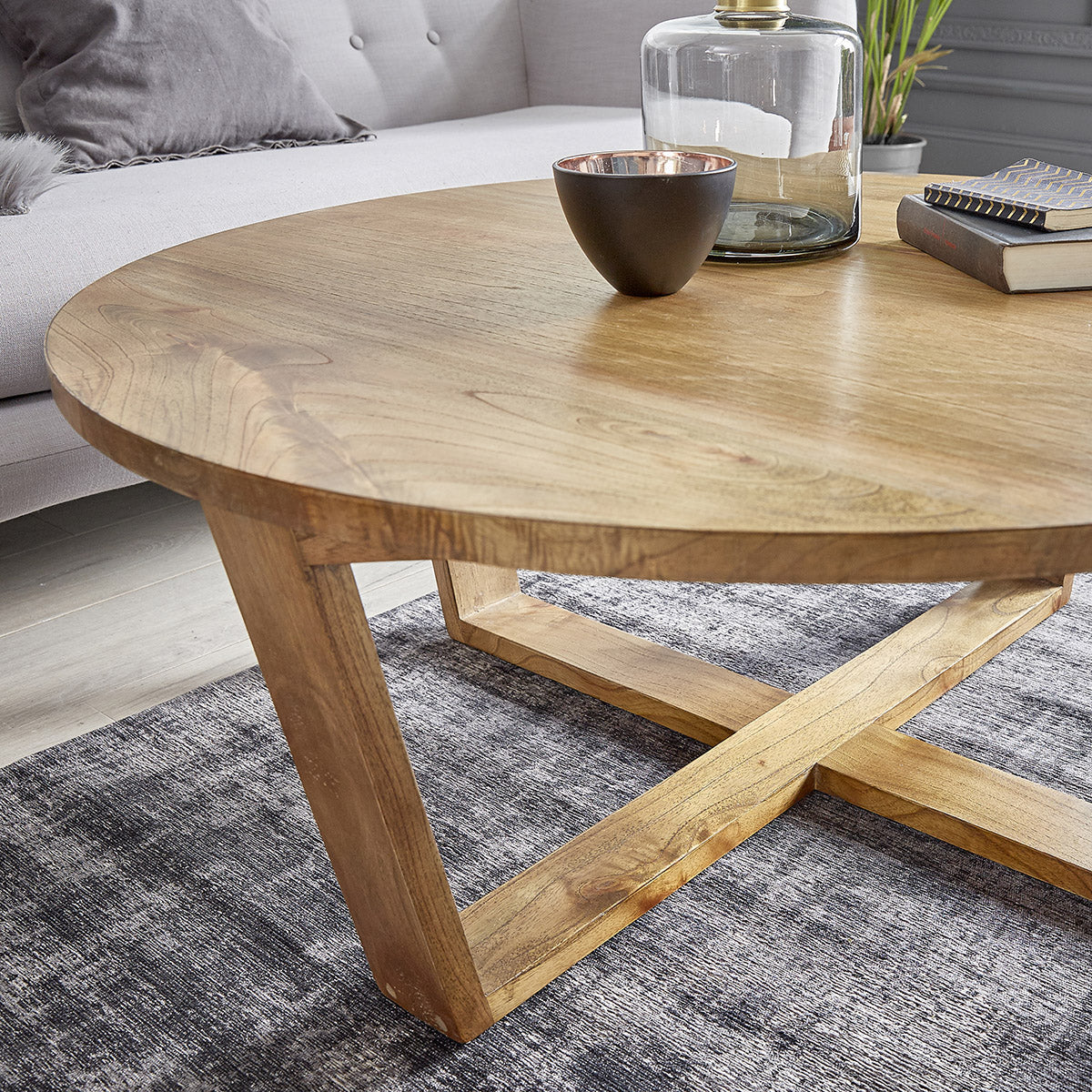 Berah Getah Basile table basse ronde mindi massif Ø 100 cm