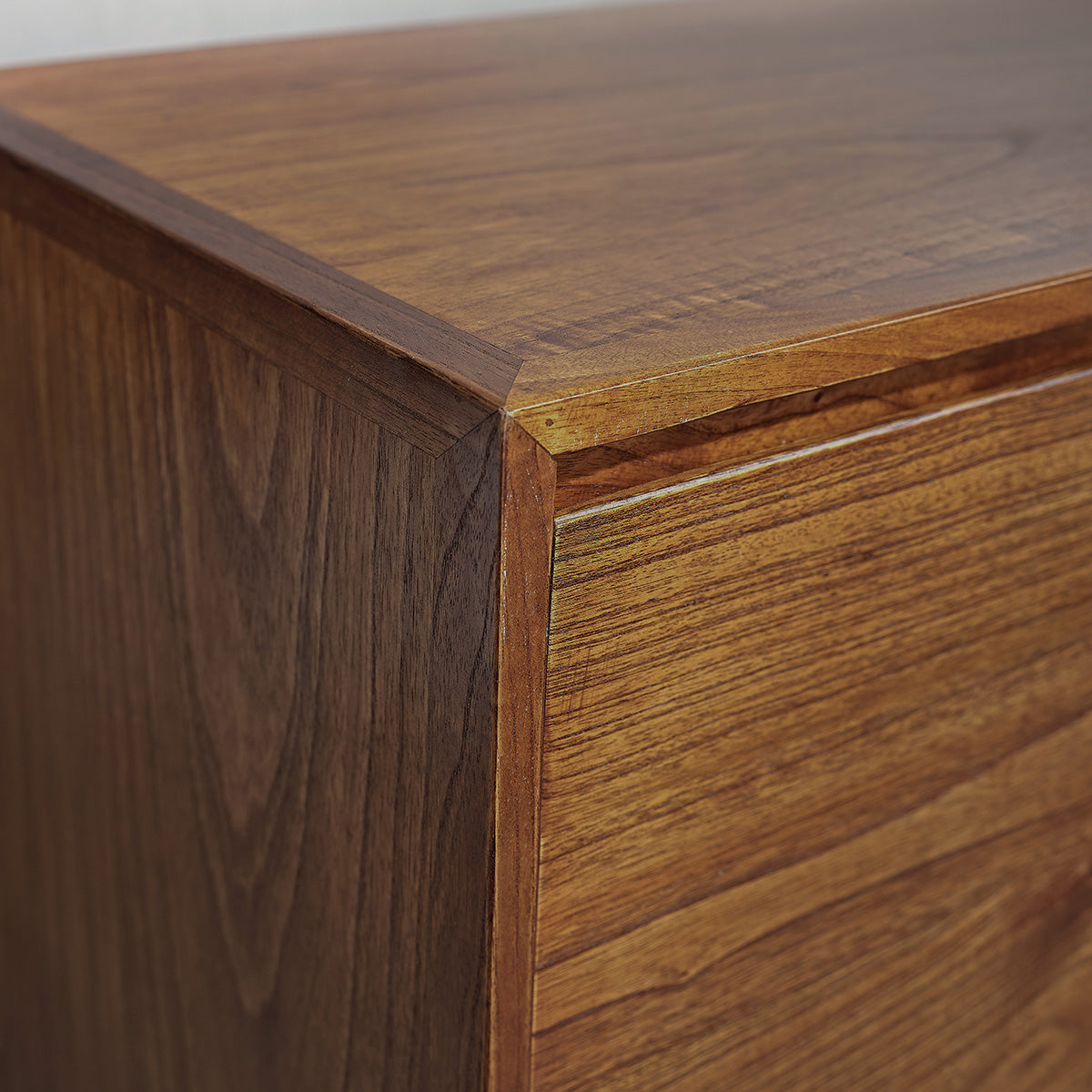 Berah Getah Milo commode mindi noyer 180 cm 3 tiroirs