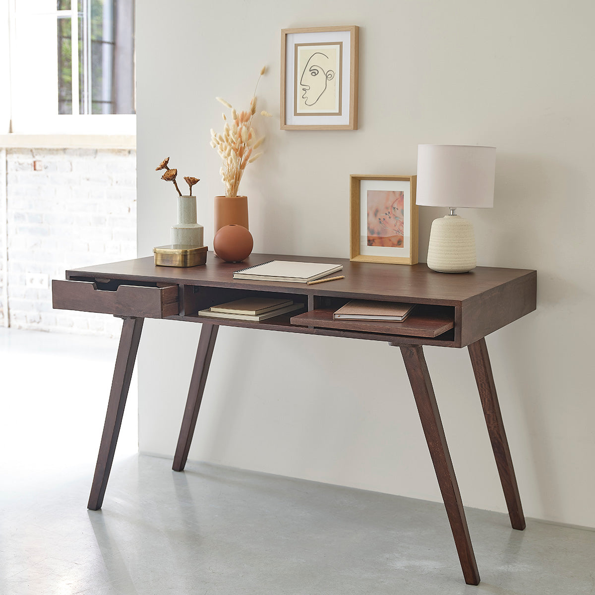 Berah Getah Brune bureau manguier massif 120 cm noyer