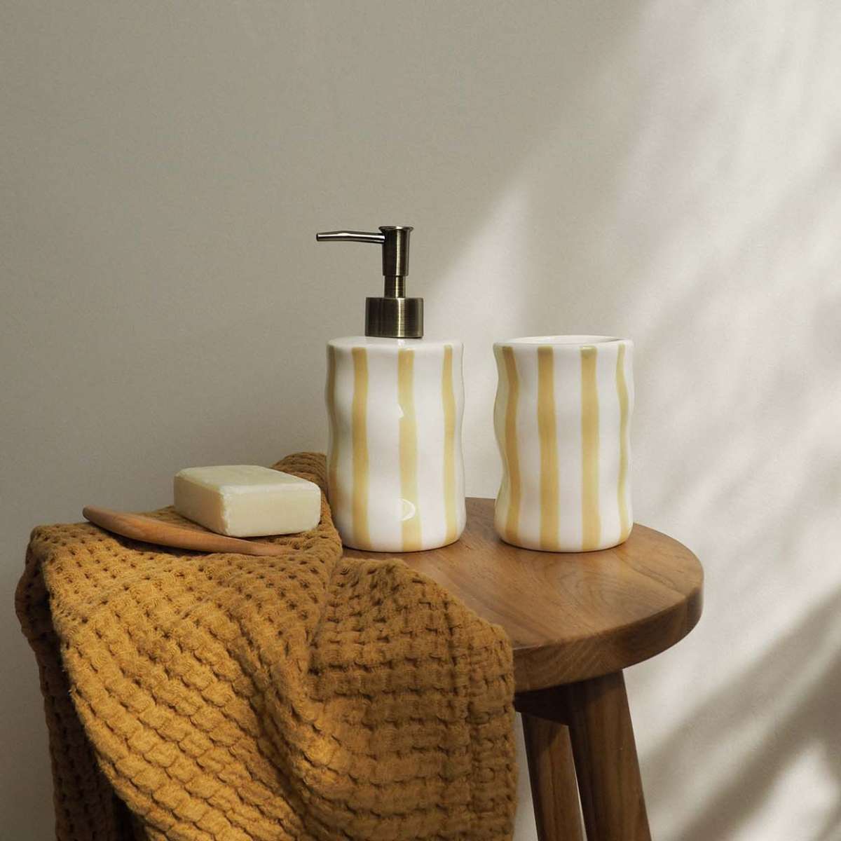 Andrea House Bari gobelet céramique blanc beige porte-brosse
