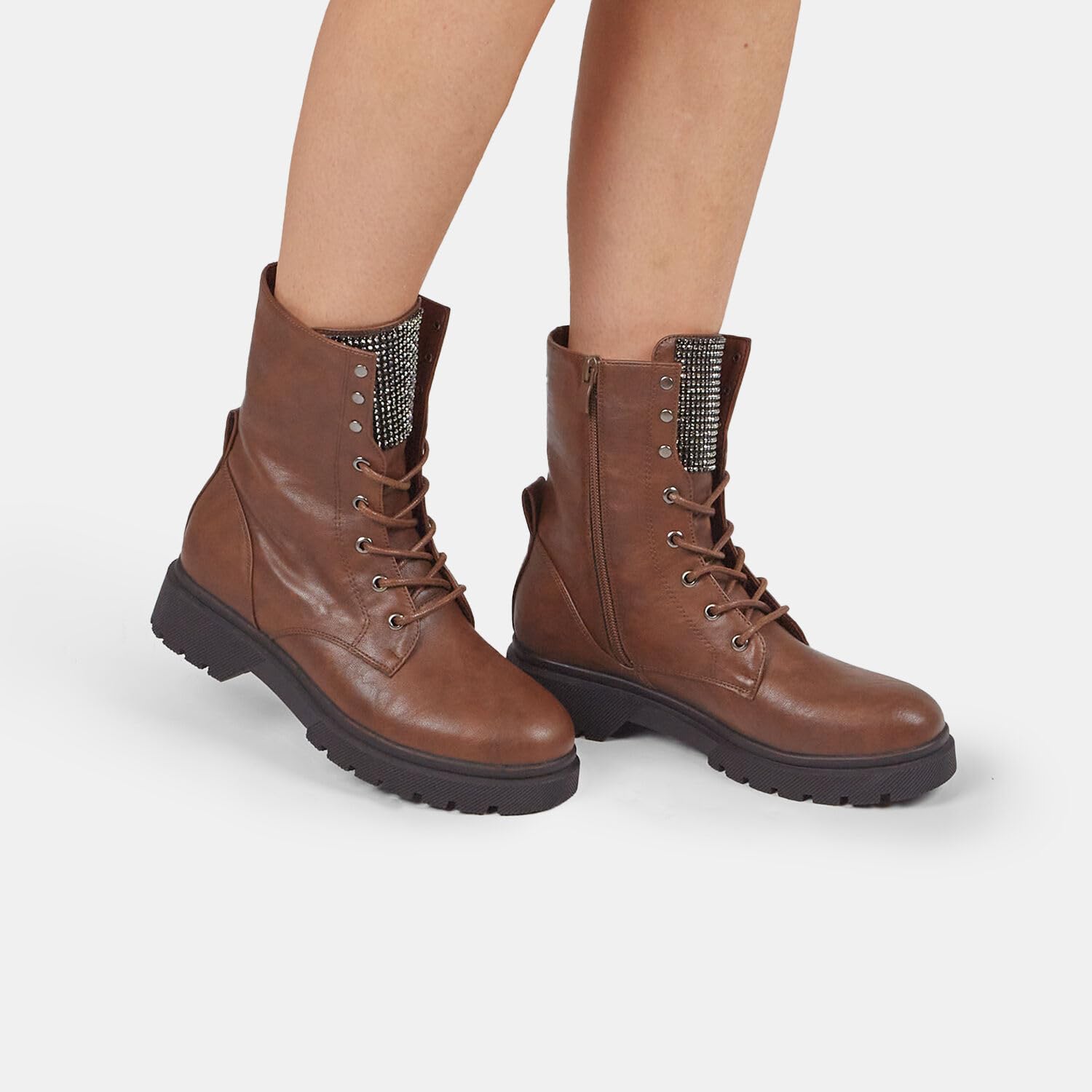 Bata bottines femme montantes à lacets ville