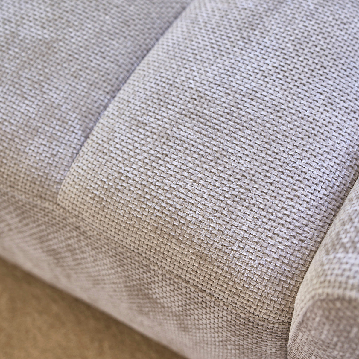 Berah Getah Alphonse canapé droit 3 places velours beige