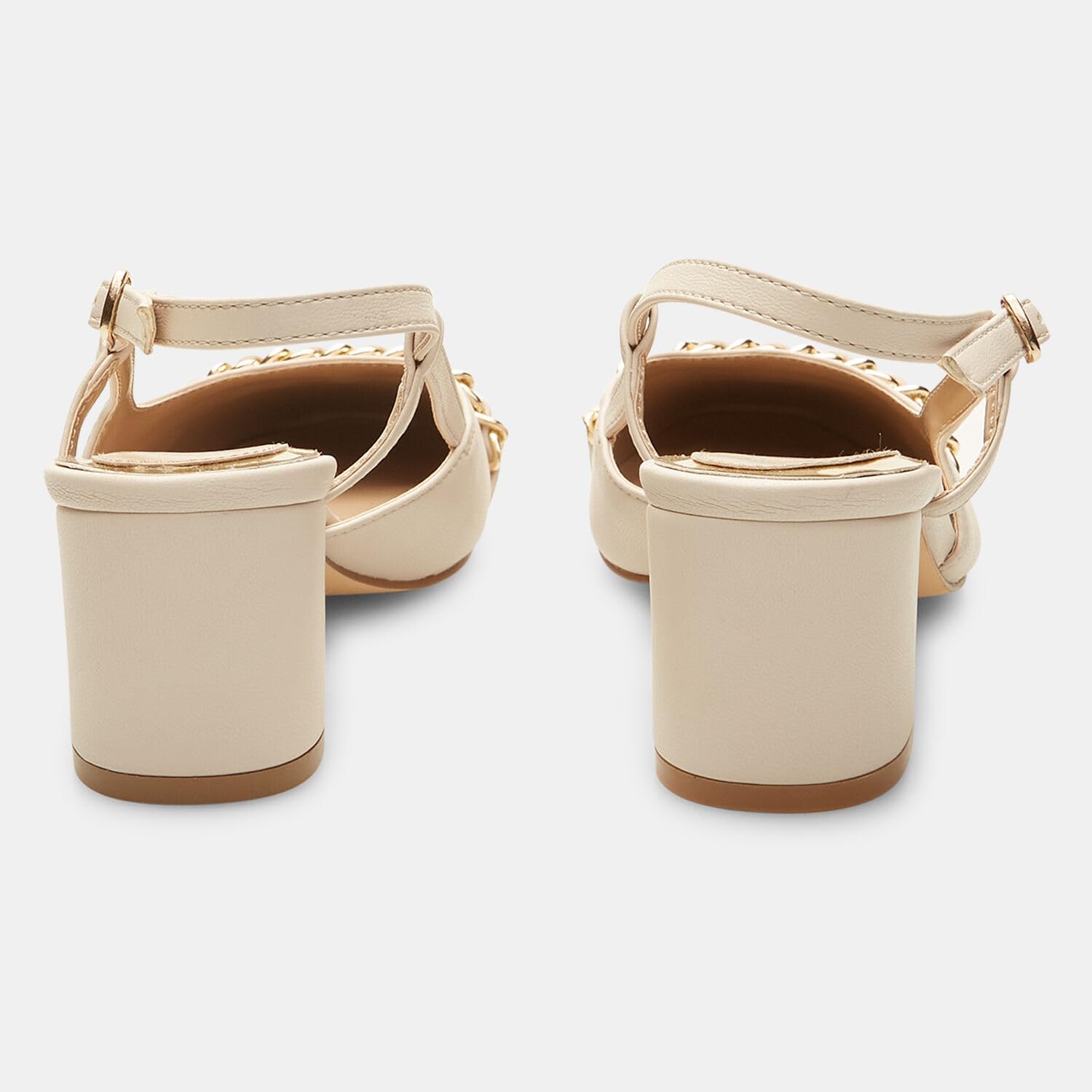 Bata escarpins femme talon midi chaîne élégante
