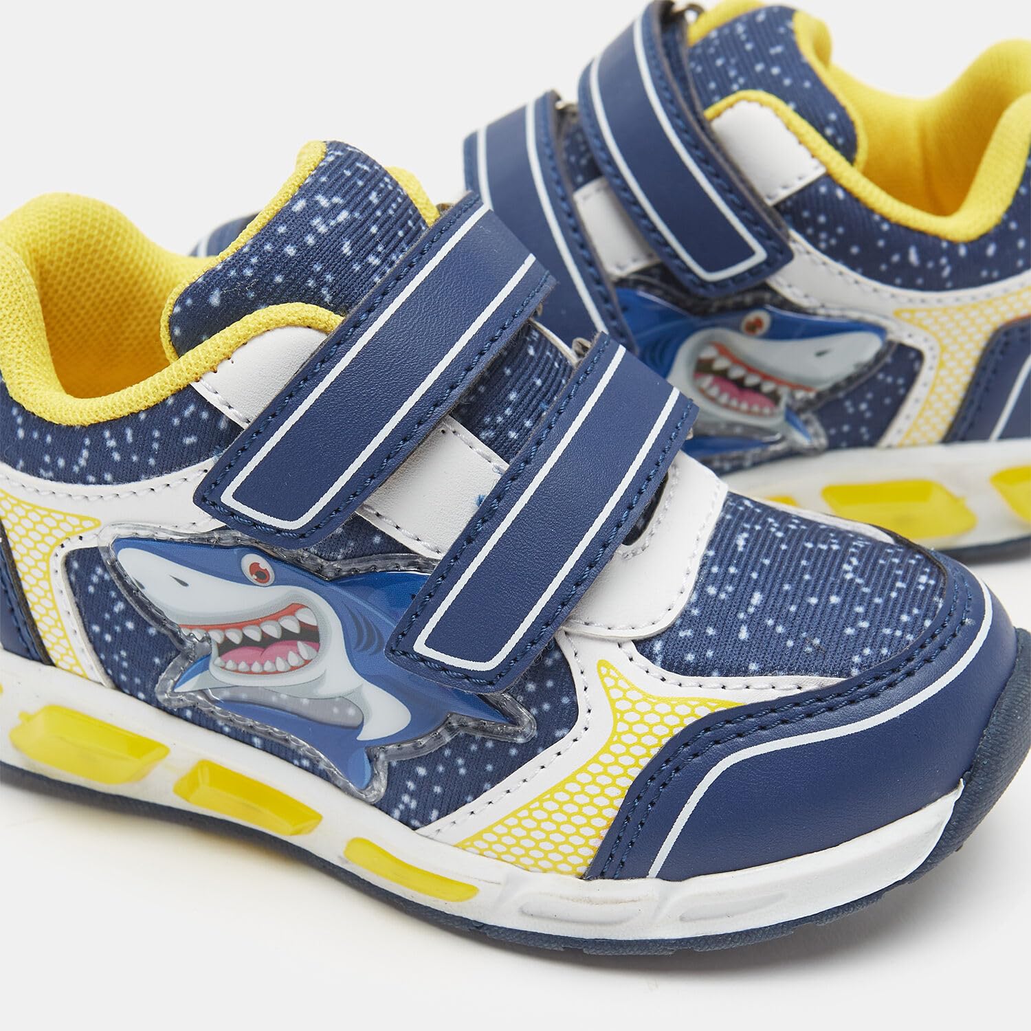 Bata Chaussures de sport Requin baskets garçon lumières