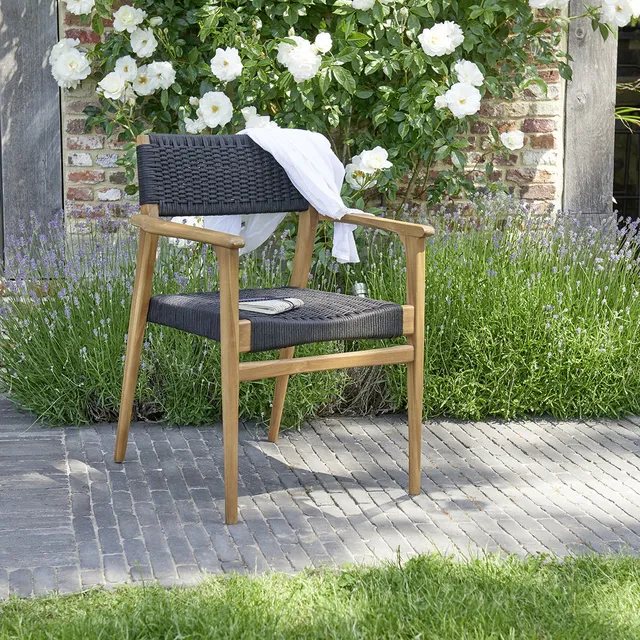 Berah Getah Esther fauteuil de jardin teck cordage noir