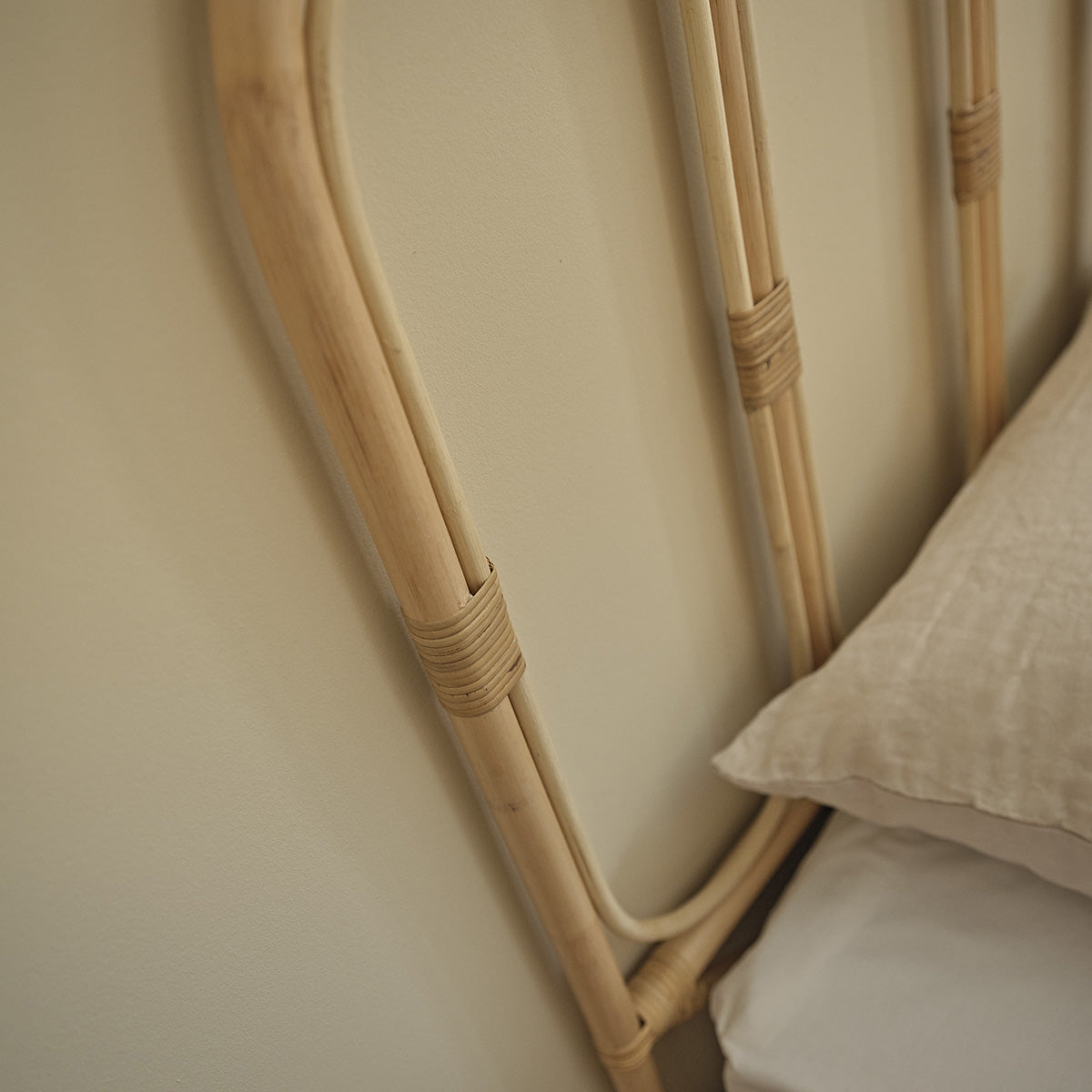 Berah Getah Boho tête de lit rotin 160 cm vintage