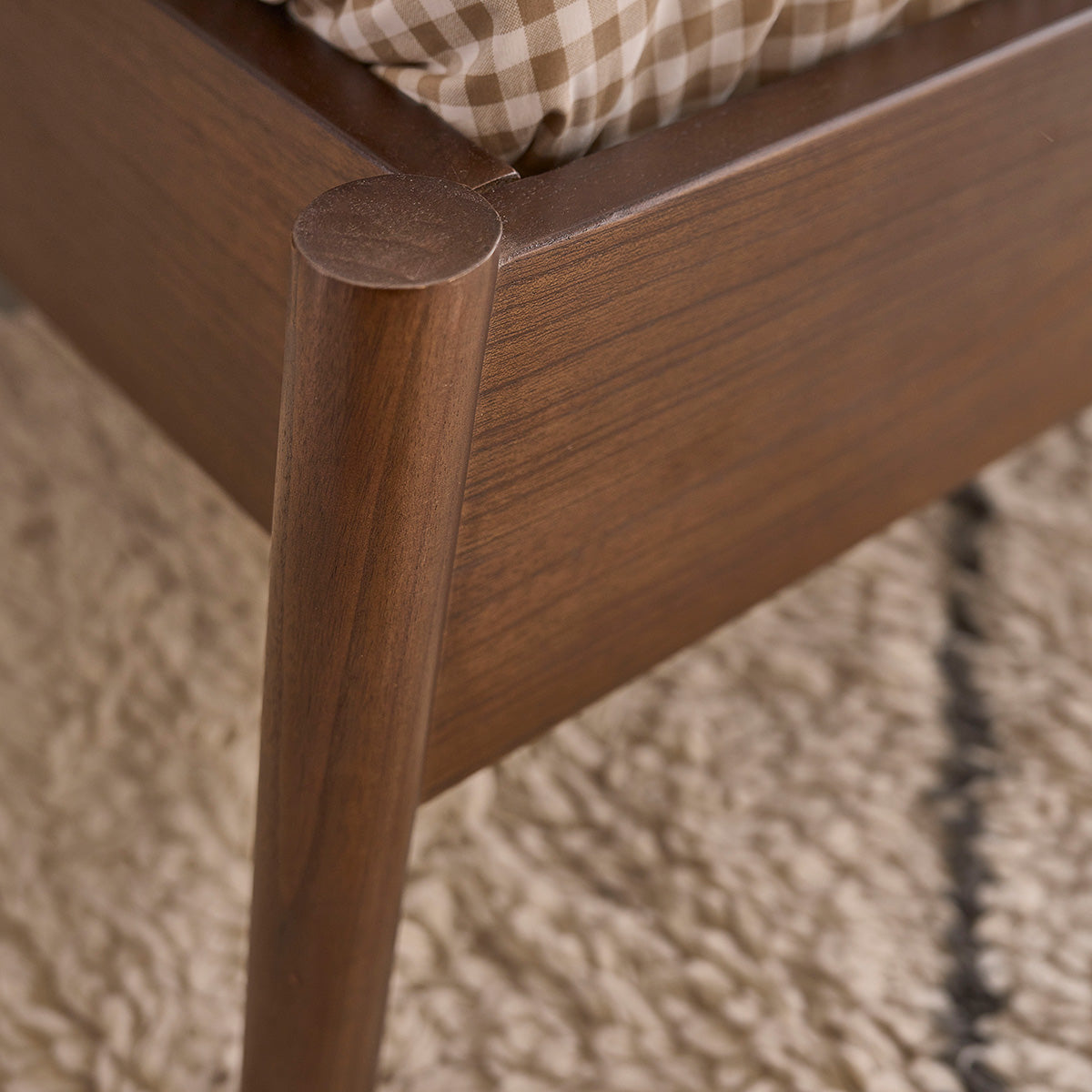Berah Getah VINTAGE lit bois mindi noyer 180 cm avec sommier