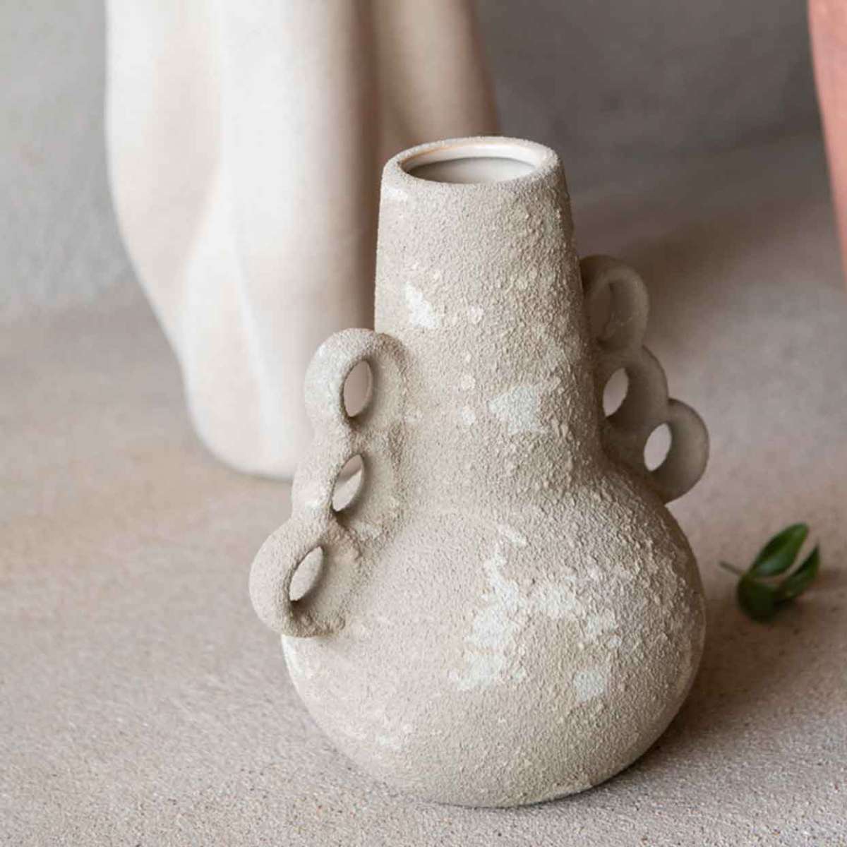 Andrea House Atacama vase céramique marron 19 cm