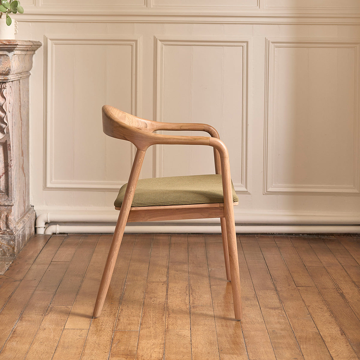 Berah Getah Ambre chaise teck velours côtelé kaki lot de 2