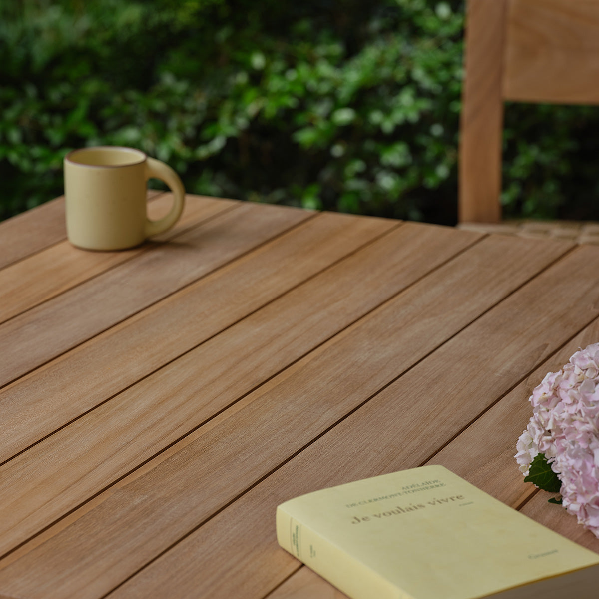 Berah Getah Piana table haute jardin teck 4 pers.