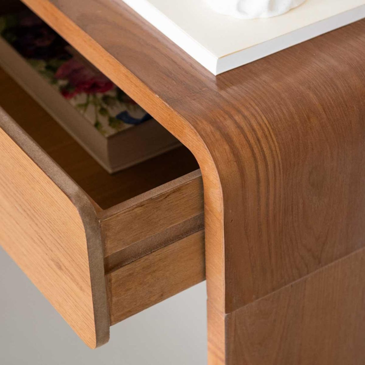 Andrea House MUEBLE table de nuit frêne foncé