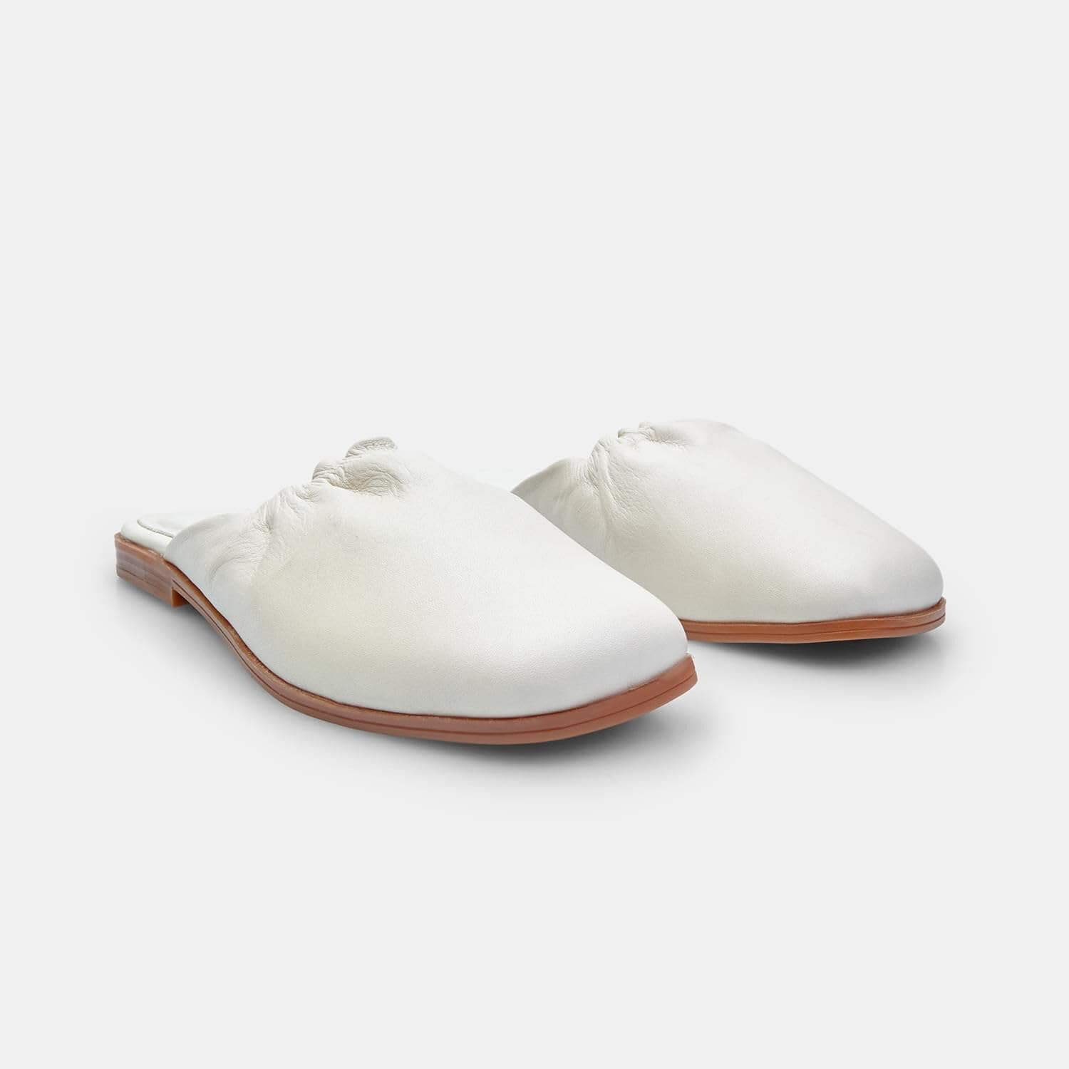 Bata Sandales mules cuir femme confortables élégantes