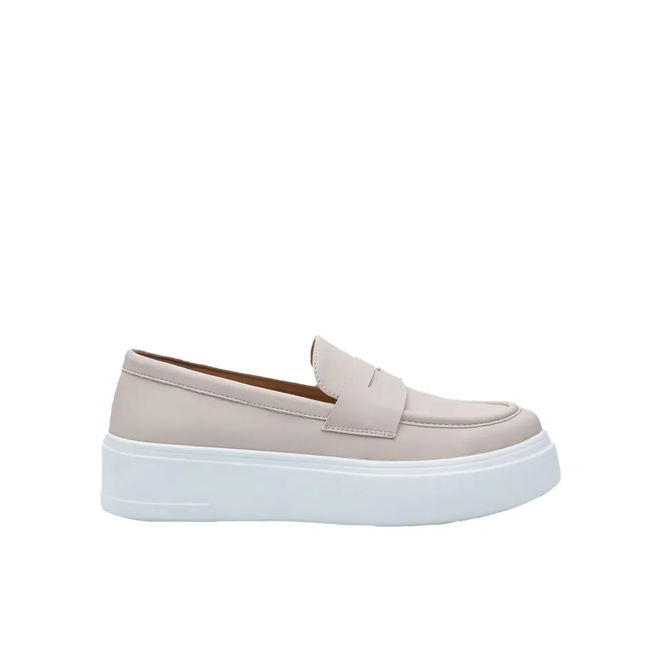 Bata Mocassins femme cuir nude classique 39 EU