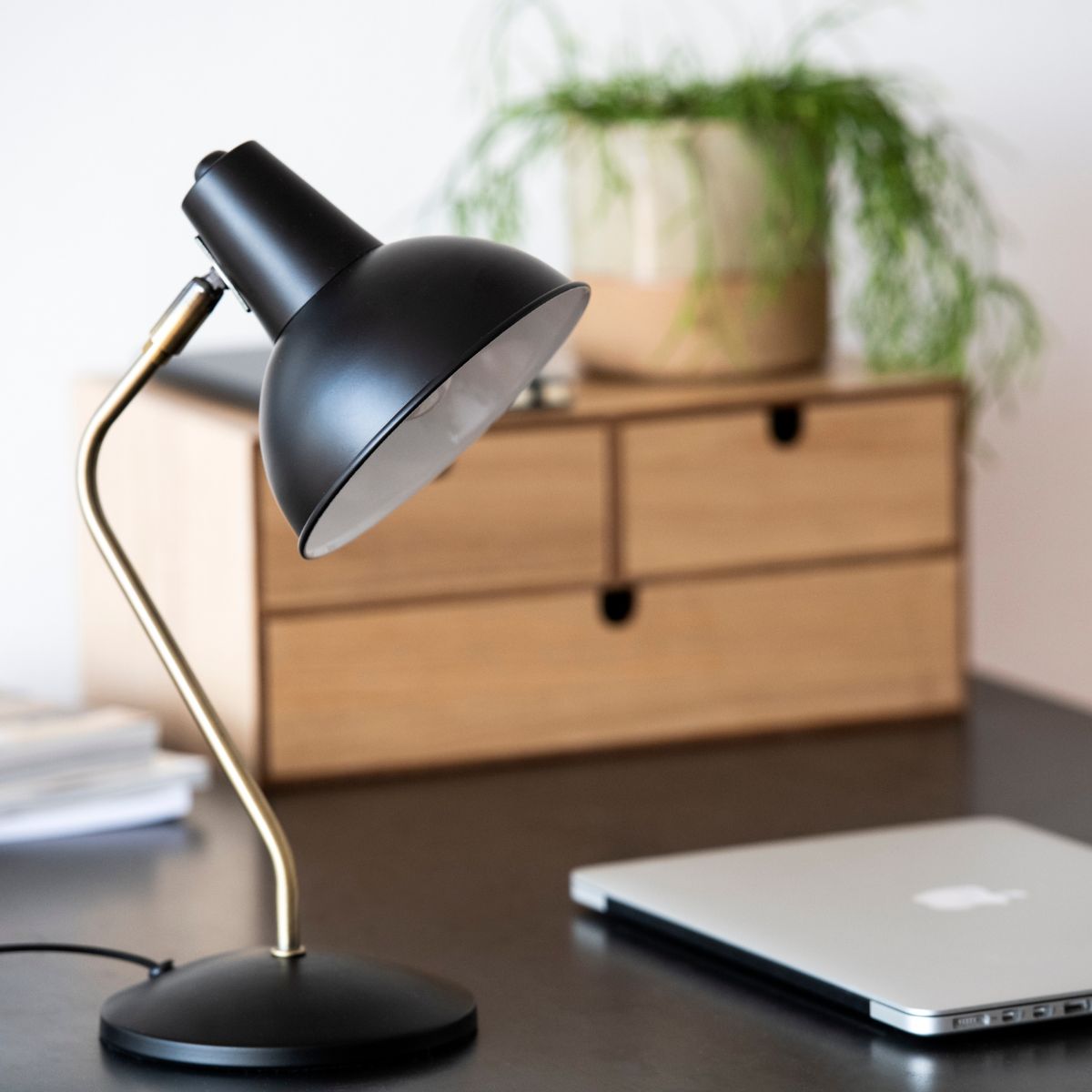 Andrea House lampe bureau métal noir industriel