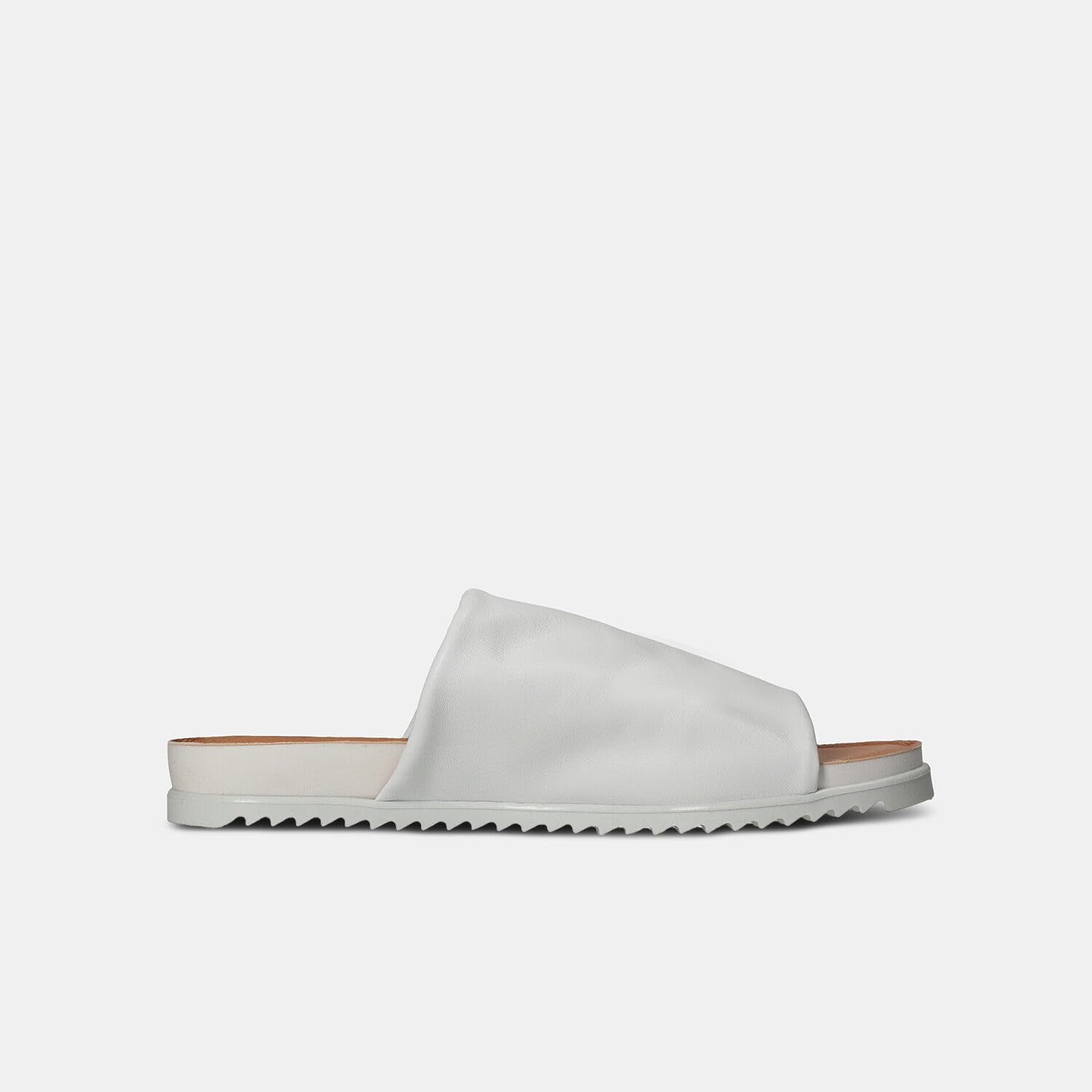 Bata Mules cuir femme sandales plates confort