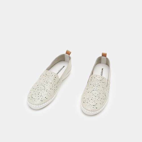 Bata Mocassins Cuir ajouré mocassins femme cuir