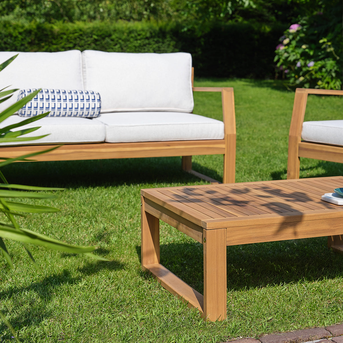 Berah Getah Milos salon de jardin bas acacia 4 places gris