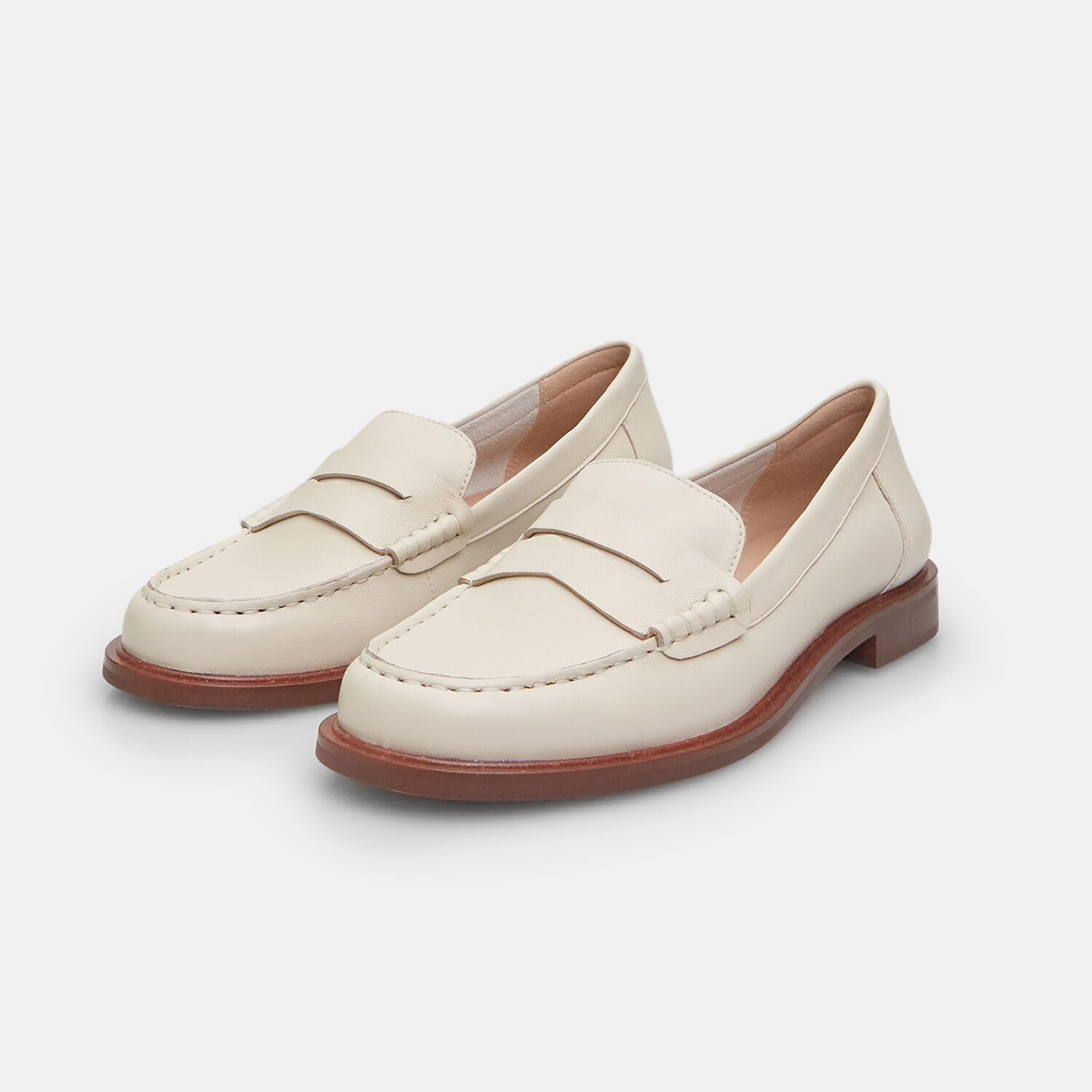 Bata Mocassins cuir femme beige semelle gomme