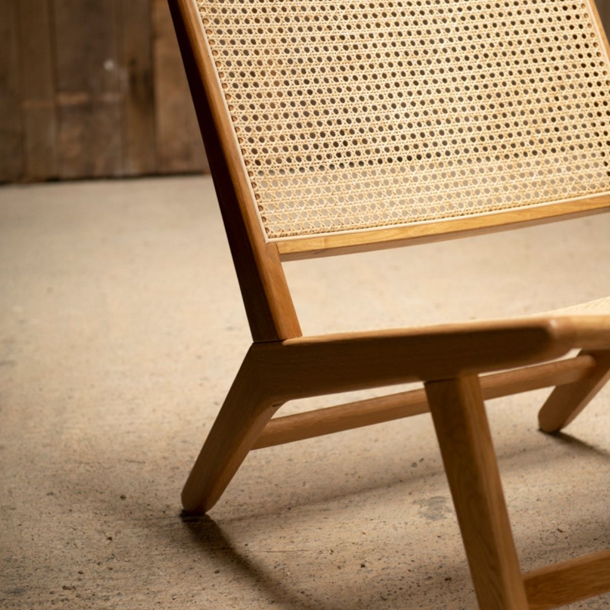 Andrea House fauteuil salon bois chêne