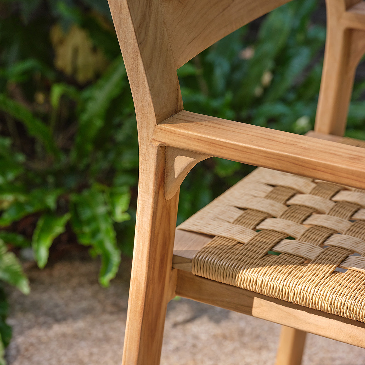 Berah Getah Piana fauteuil de jardin en teck et rotin
