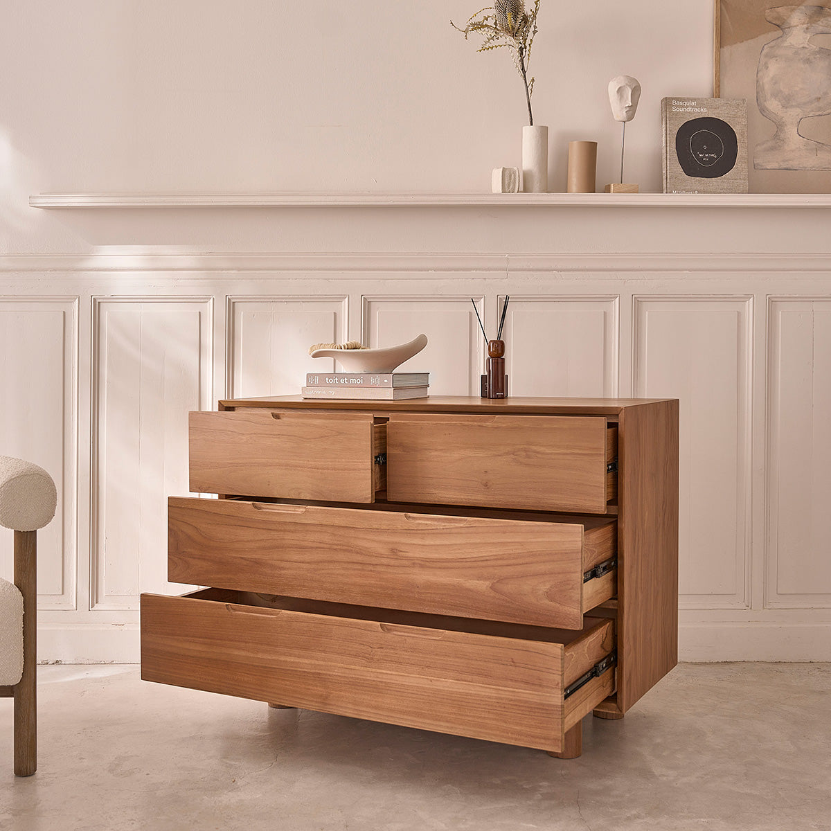 Berah Getah Gustave commode teck massif 110 cm 4 tiroirs