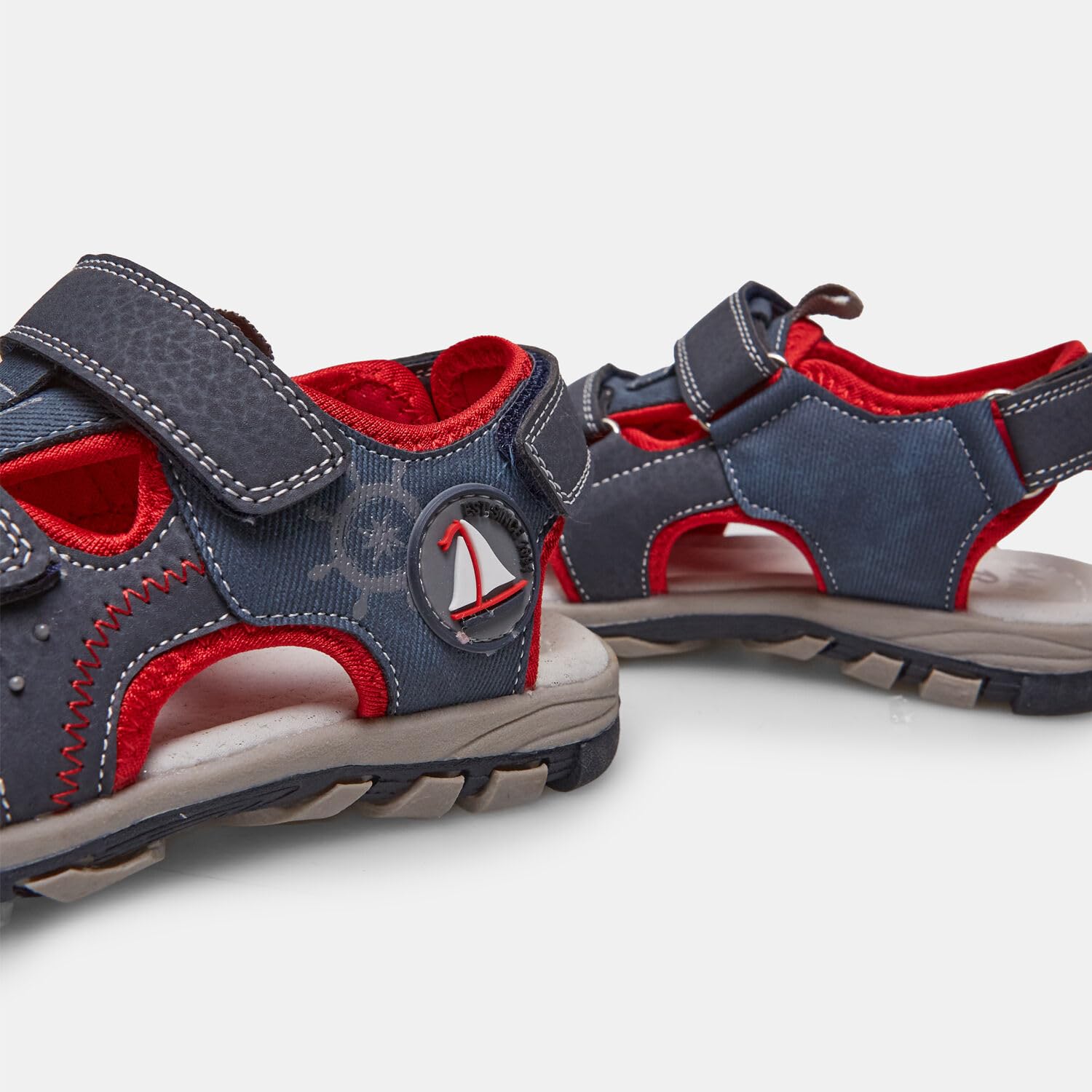 Bata Sandales enfant grises confortables