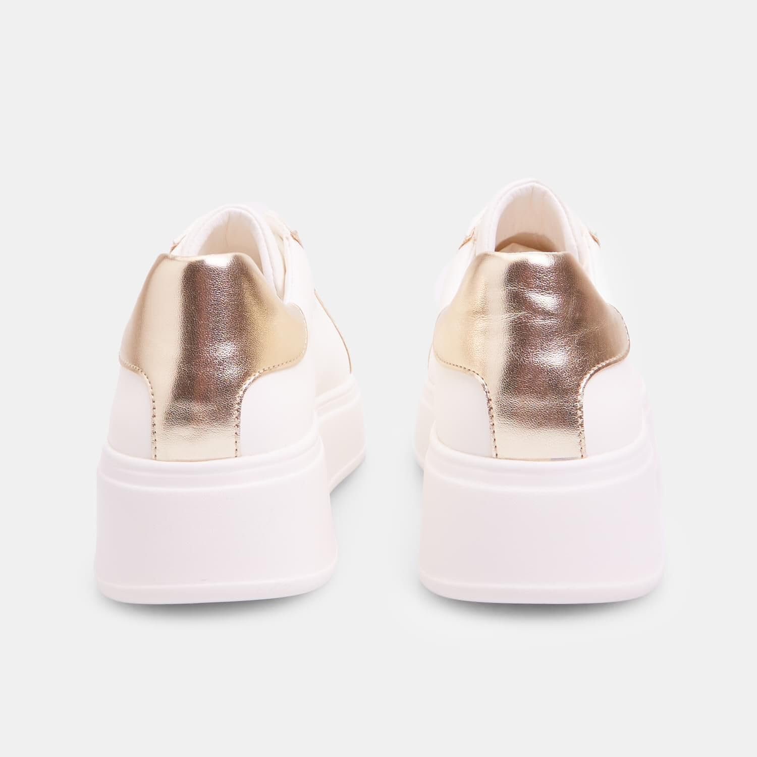 Bata Sneakers femme blanche 35 EU bijou