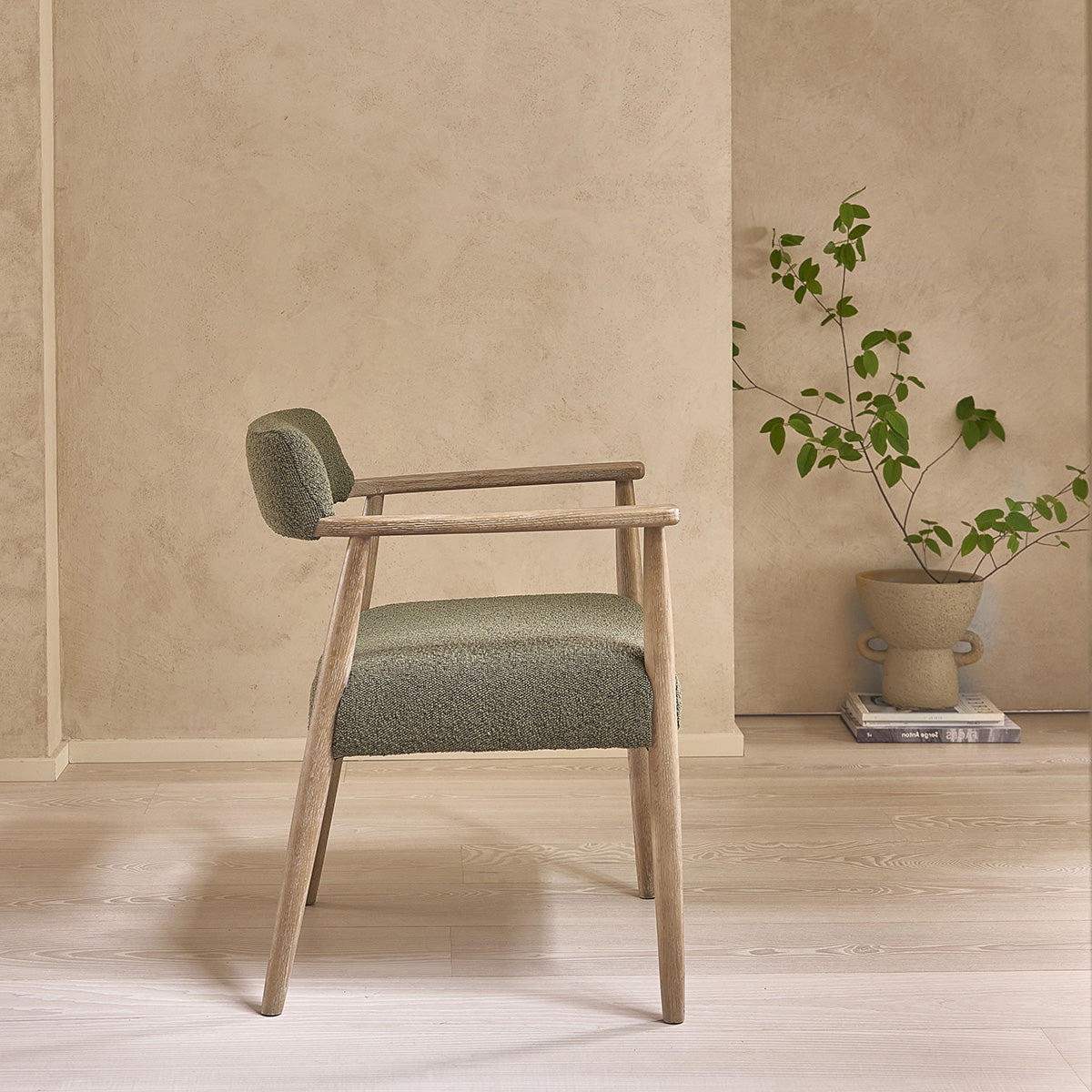 Berah Getah Luisa chaise chêne bouclette kaki