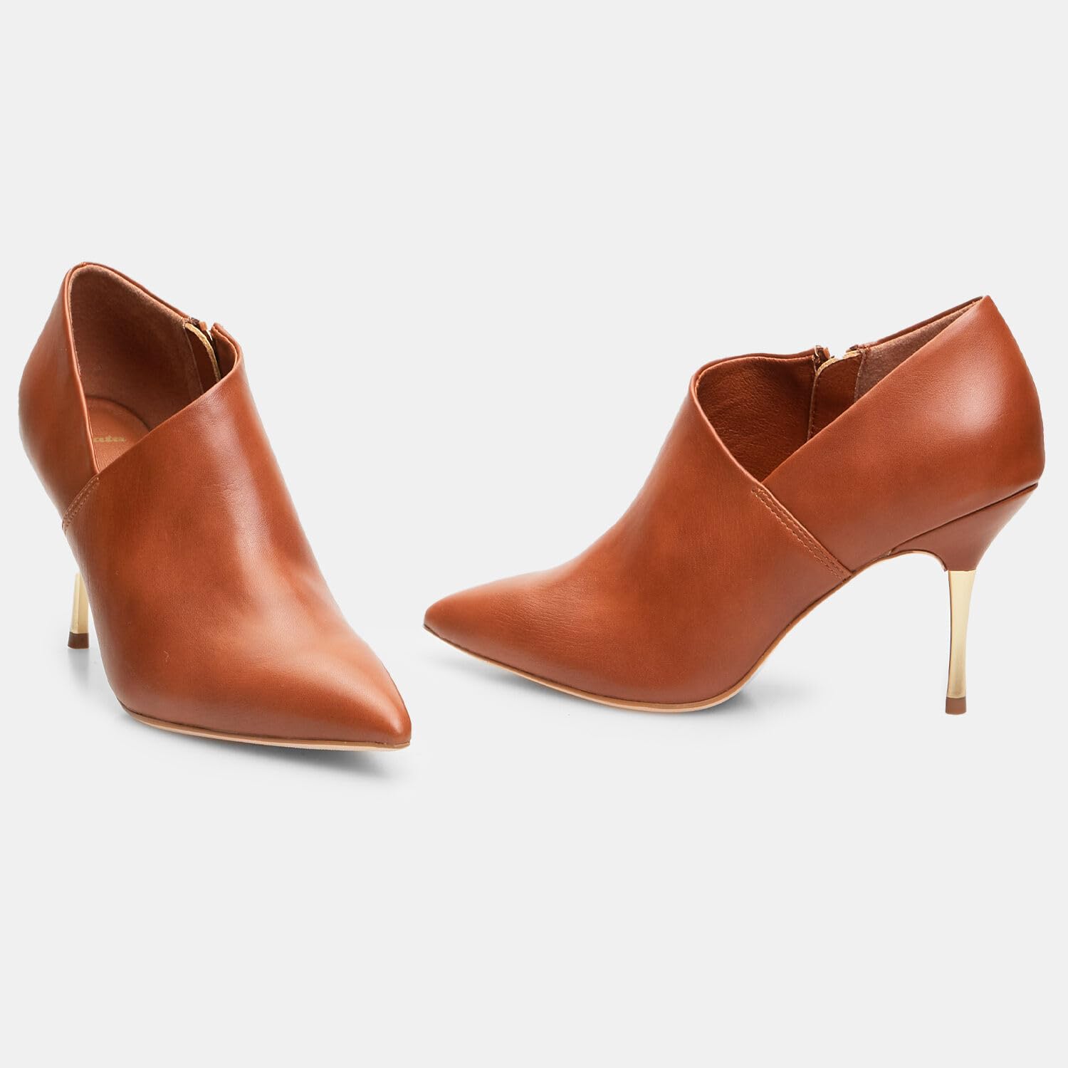 Bata Chaussures à talons escarpins Talon Aiguille