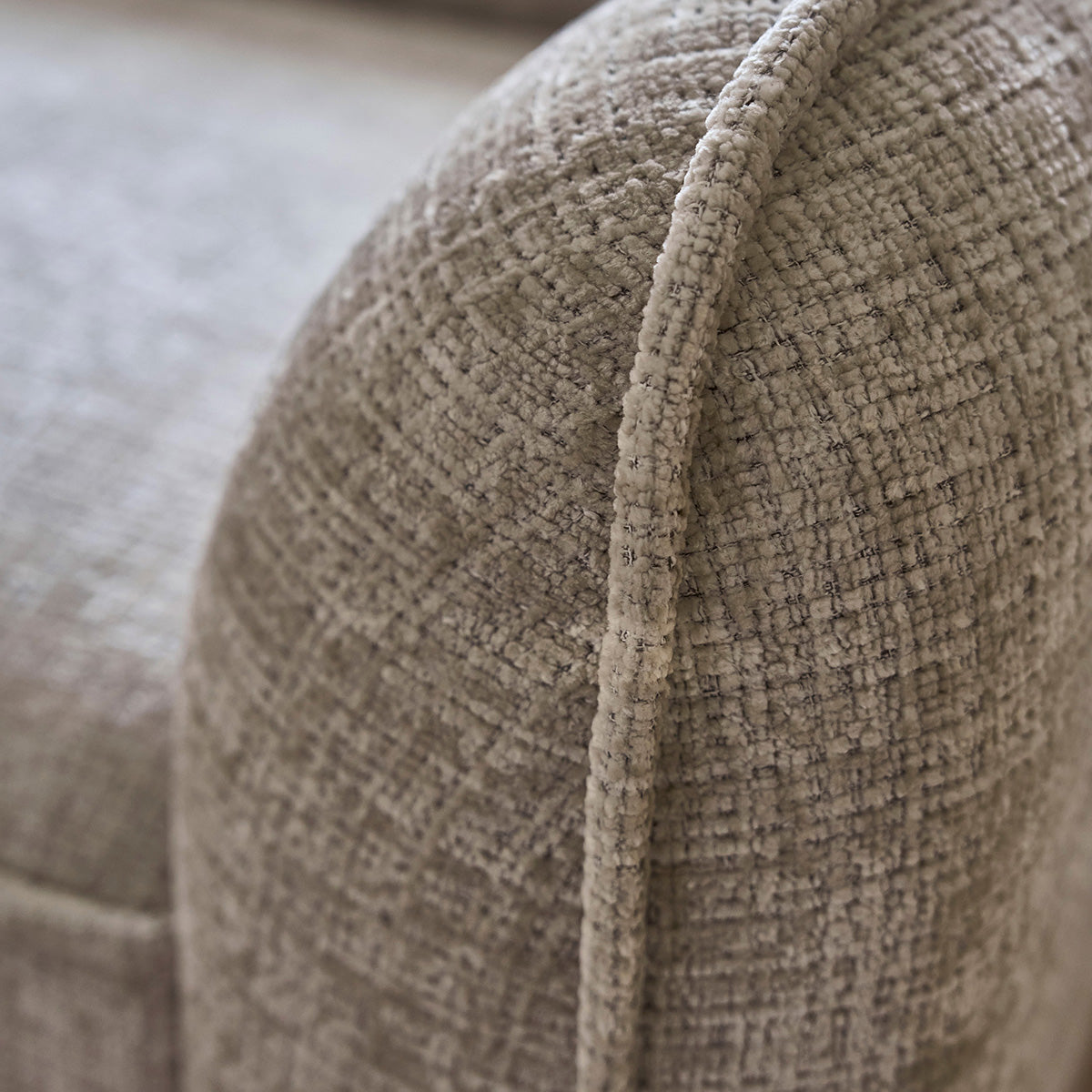 Berah Getah Hector canapé 3 places velours beige cocooning