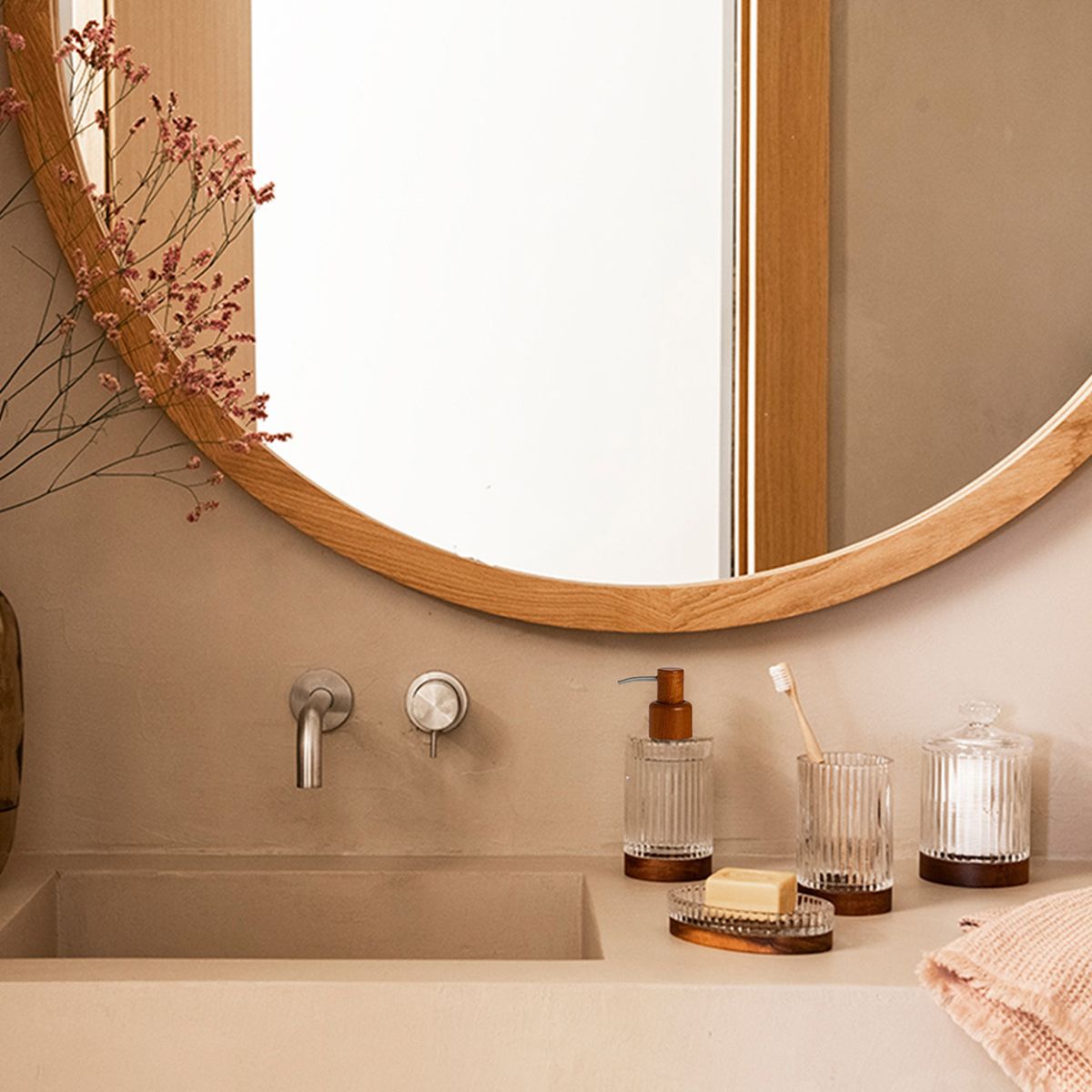 Andrea House distributeur verre acacia salle de bain