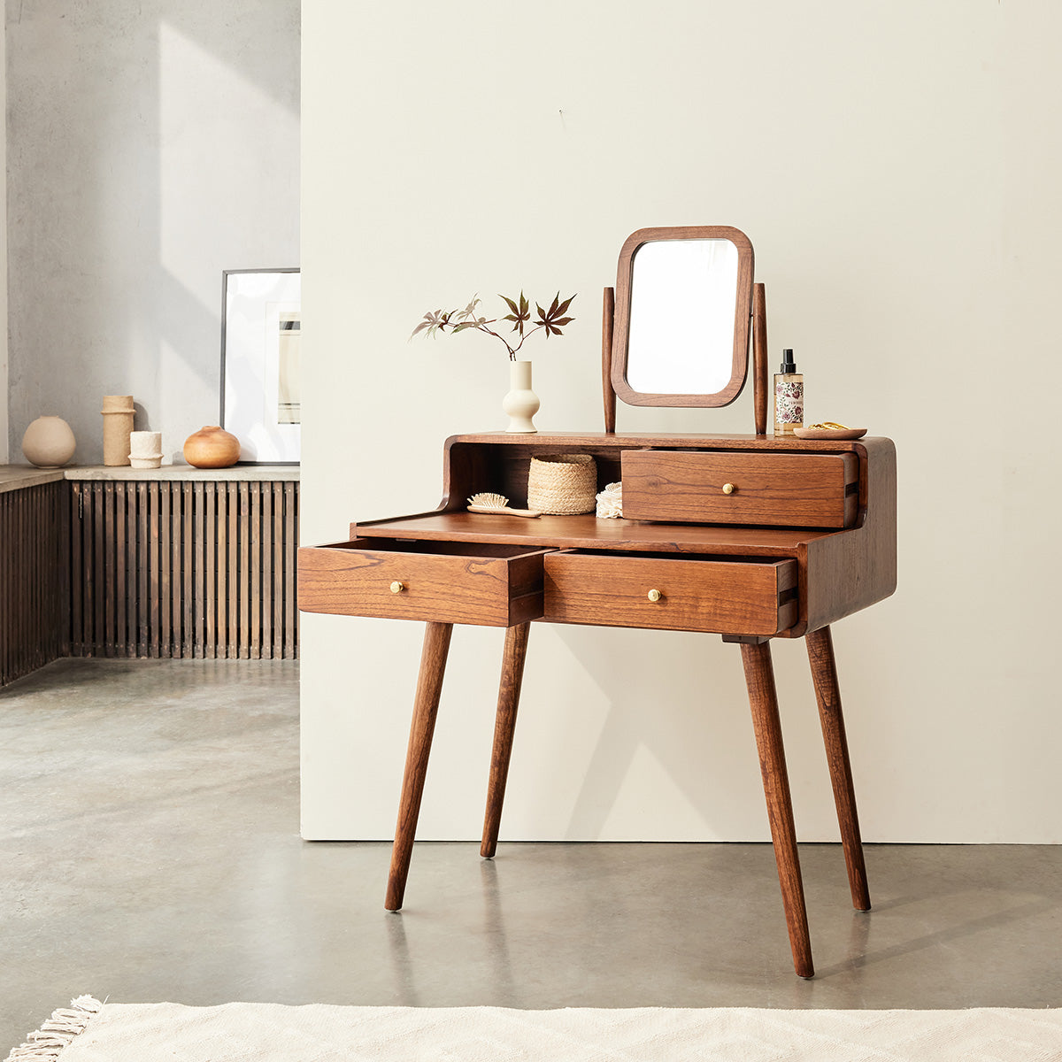 Berah Getah VINTAGE bureau mindi noyer 90 cm 3 tiroirs