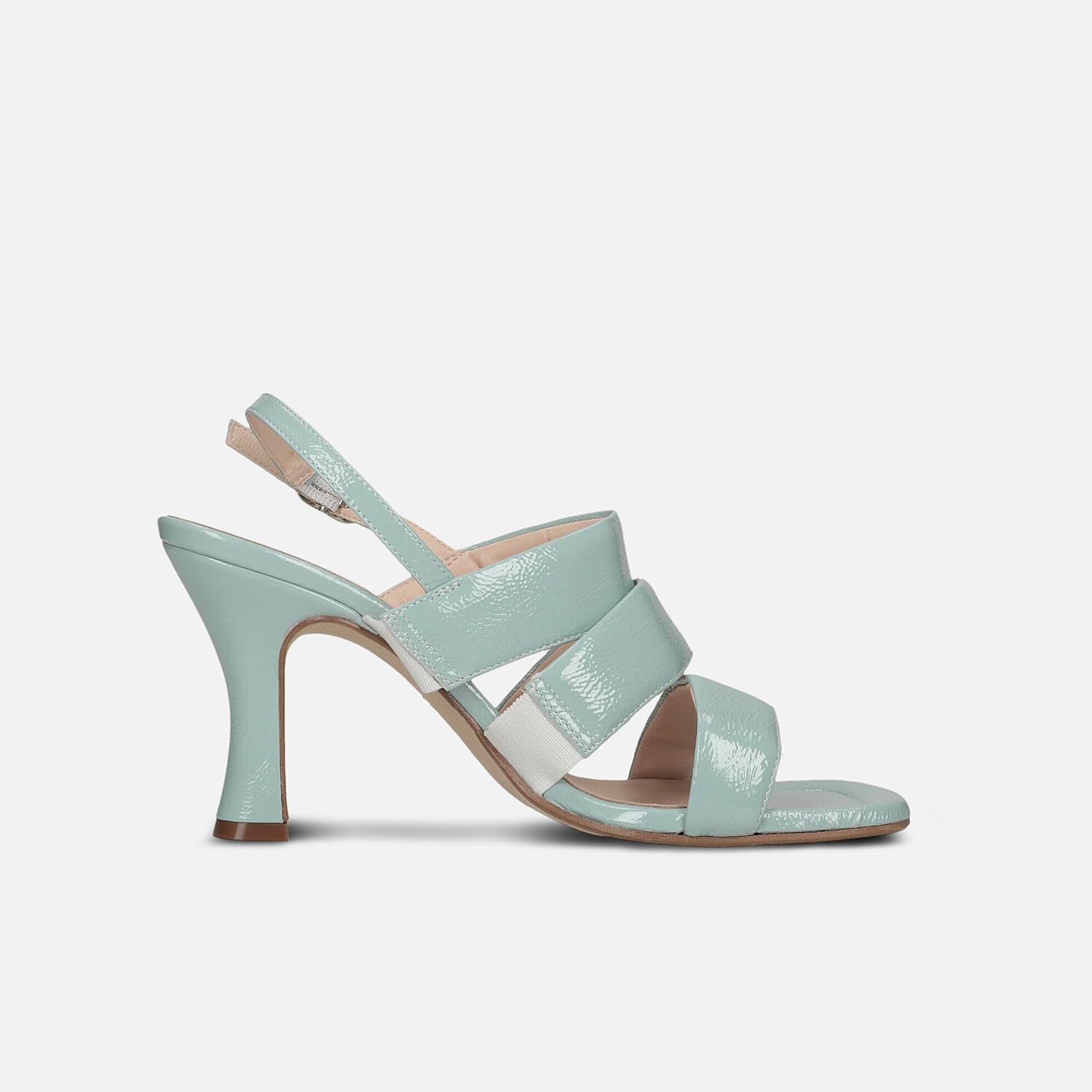 Bata Sandales femme cuir talon 9 cm élégantes