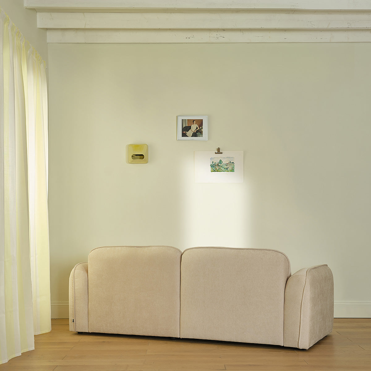 Berah Getah Hector canapé 3 places velours beige chiné