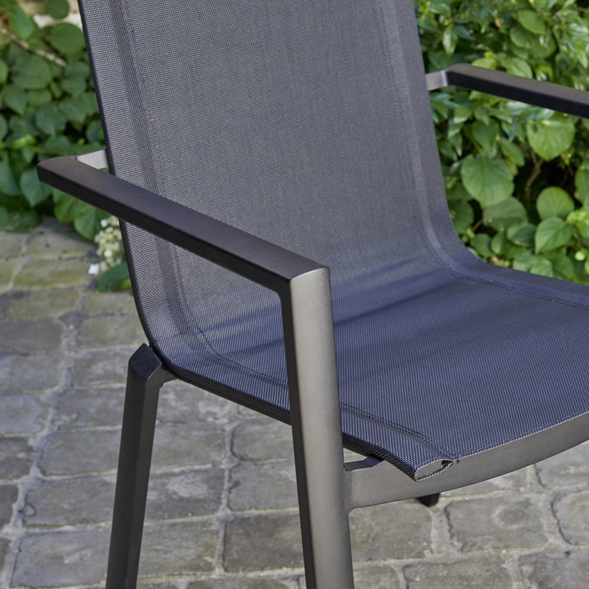 Berah Getah Jardin fauteuil jardin aluminium textilène gris empilable