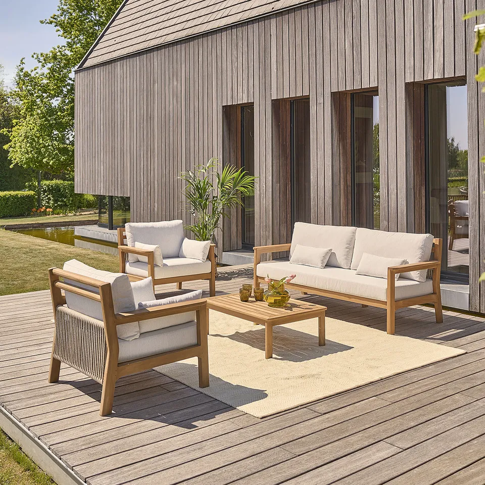 Berah Getah Maora salon jardin bas teck coussins grège