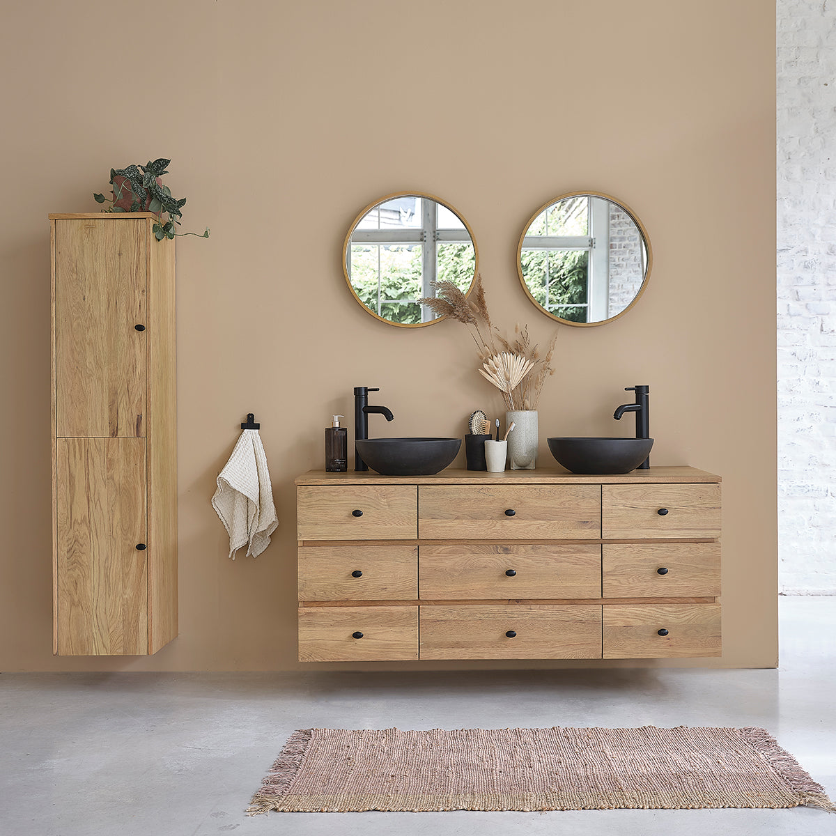 Berah Getah Ernest colonne chêne salle de bain 150 cm