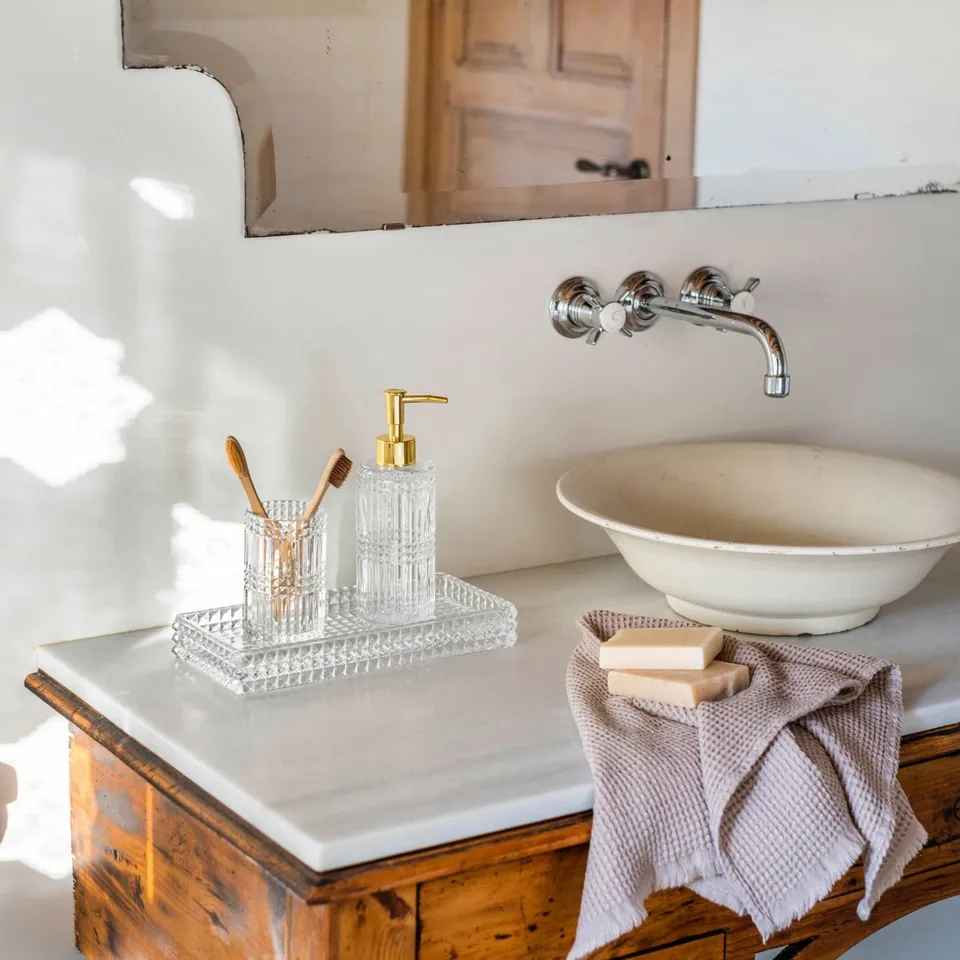 Andrea House Baño distributeur savon verre doré classique