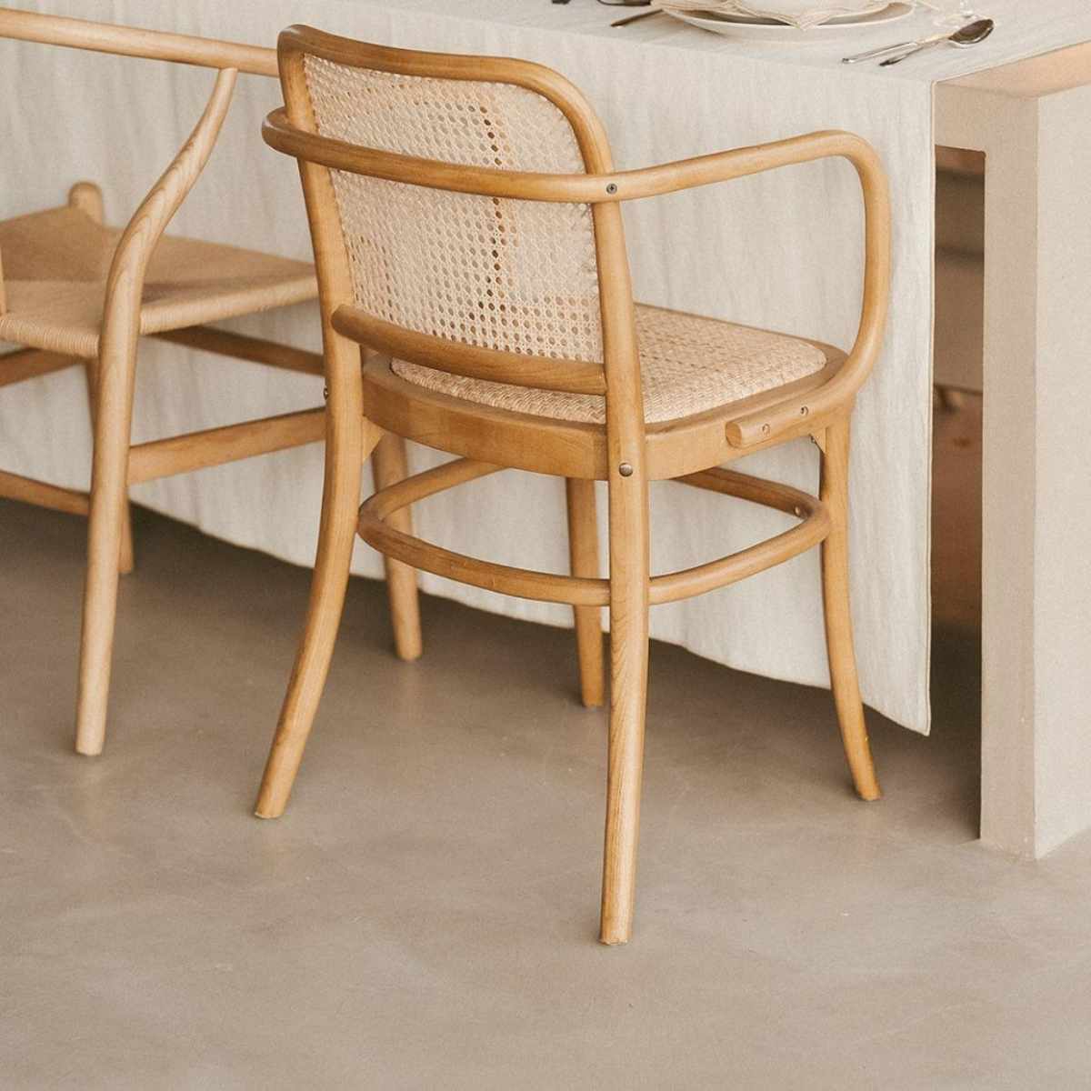 Andrea House nappe lin blanc à bordure 200 cm