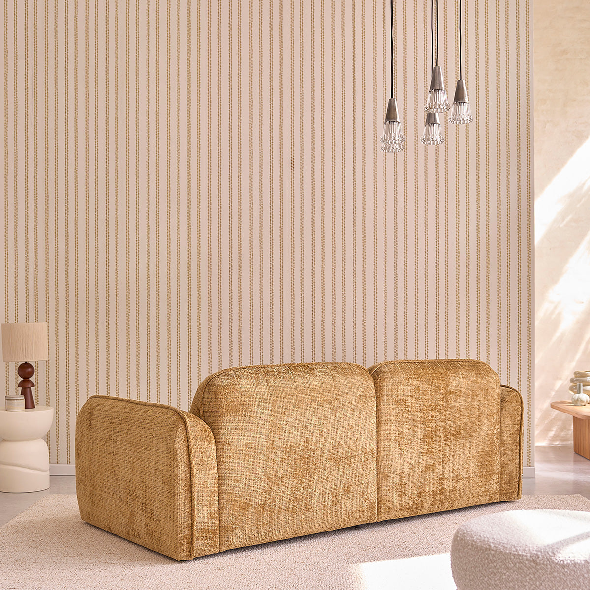 Berah Getah Hector canapé 3 places velours ocre texturé